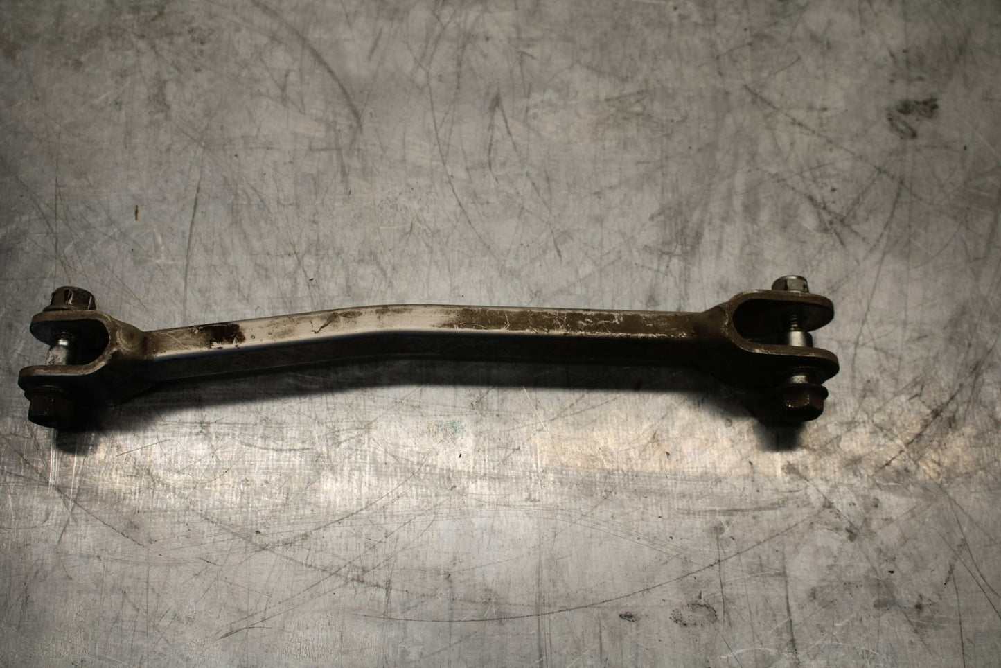 01-02 SUZUKI GSXR750 REAR BACK BRAKE TORQUE ROD SHAFT BAR BB28