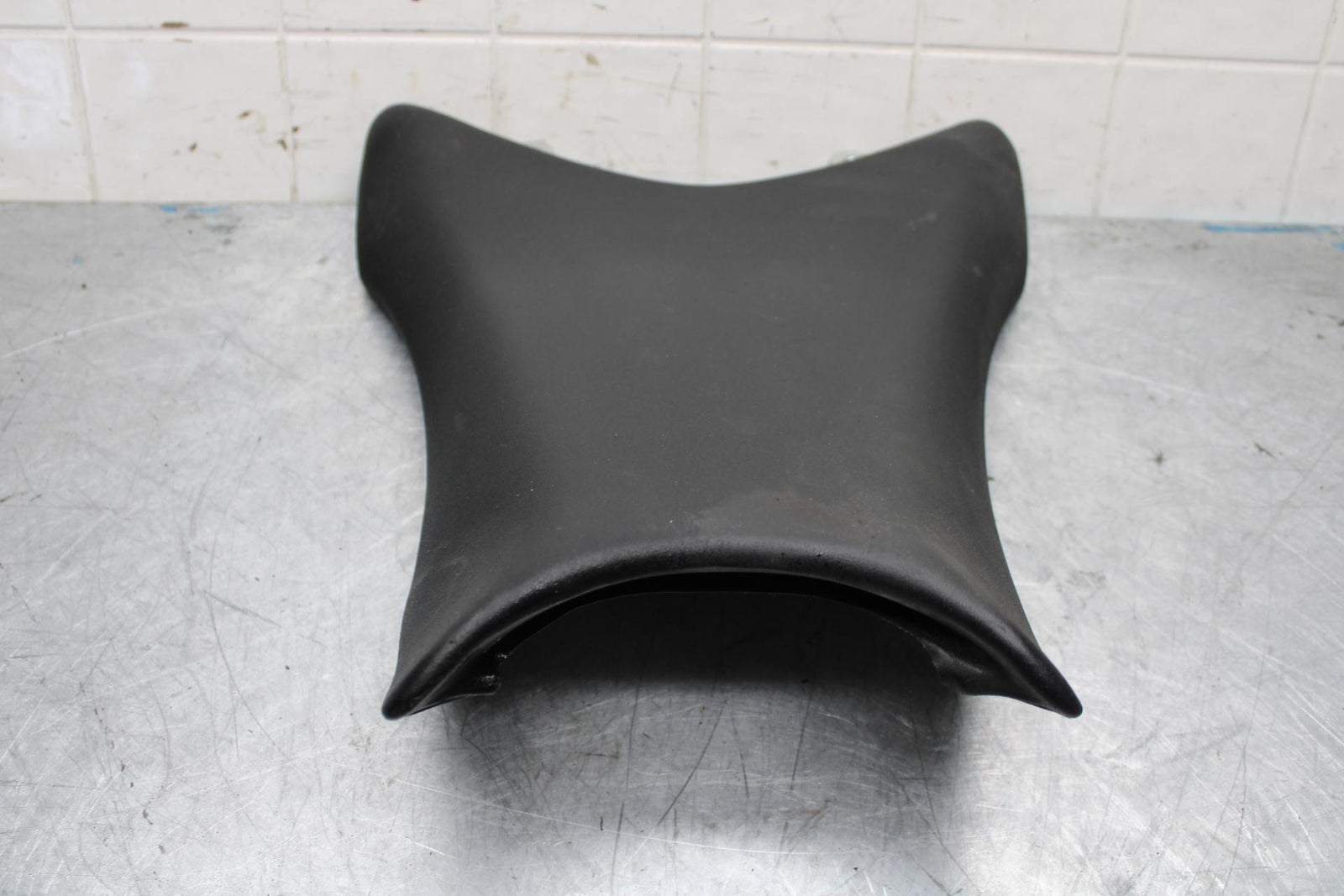 11-15 KAWASAKI ZX1000R FRONT DRIVERS SEAT PAD SADDLE PILLION BB445