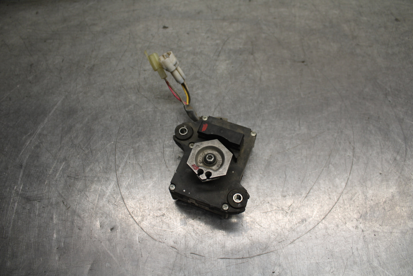 12-13 KAWASAKI Z1000 EXHAUST VALVE SERVO MOTOR BB743