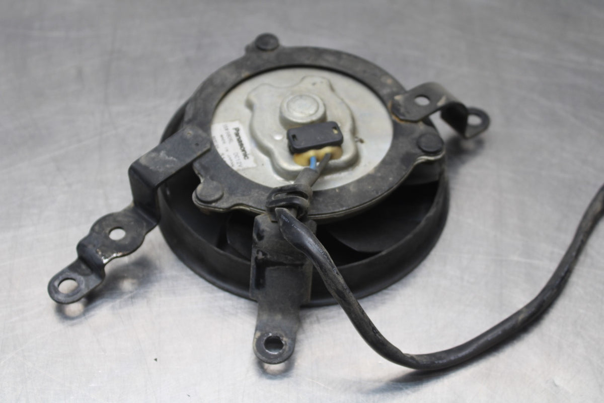 05 YAMAHA YZF R6 RIGHT ENGINE RADIATOR COOLING FAN MOTOR BB858
