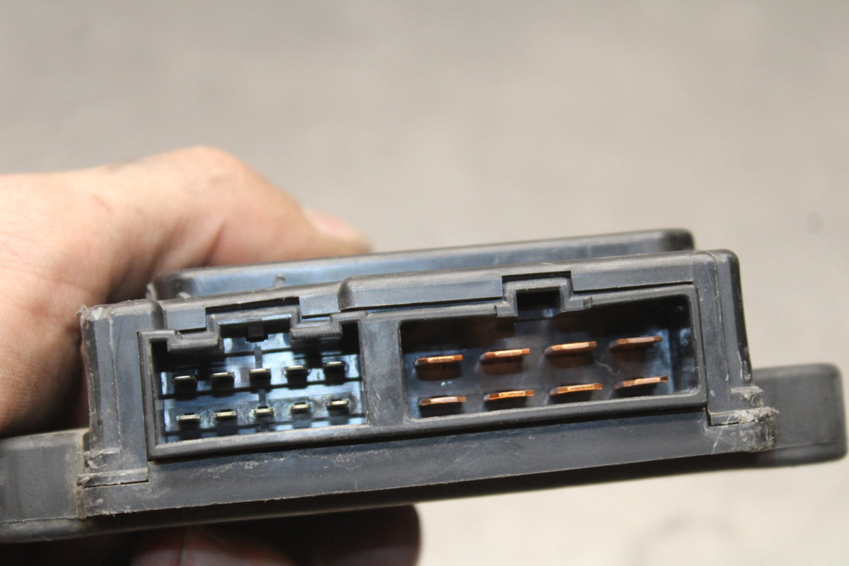 96 KAWASAKI NINJA 500 EX500A RELAY ASSEMBLY FUSE BOX BB768