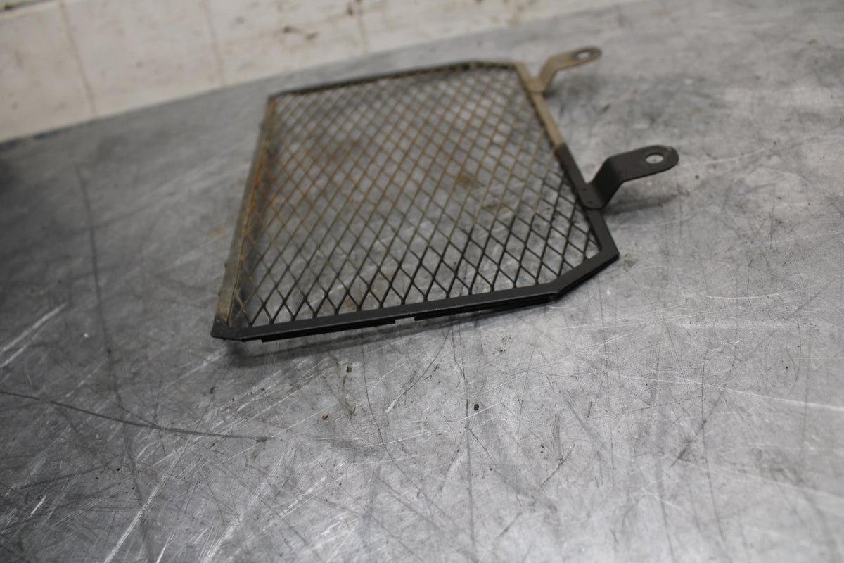 18 YAMAHA YZF R1  OIL COOLER GRILL GUARD BB473
