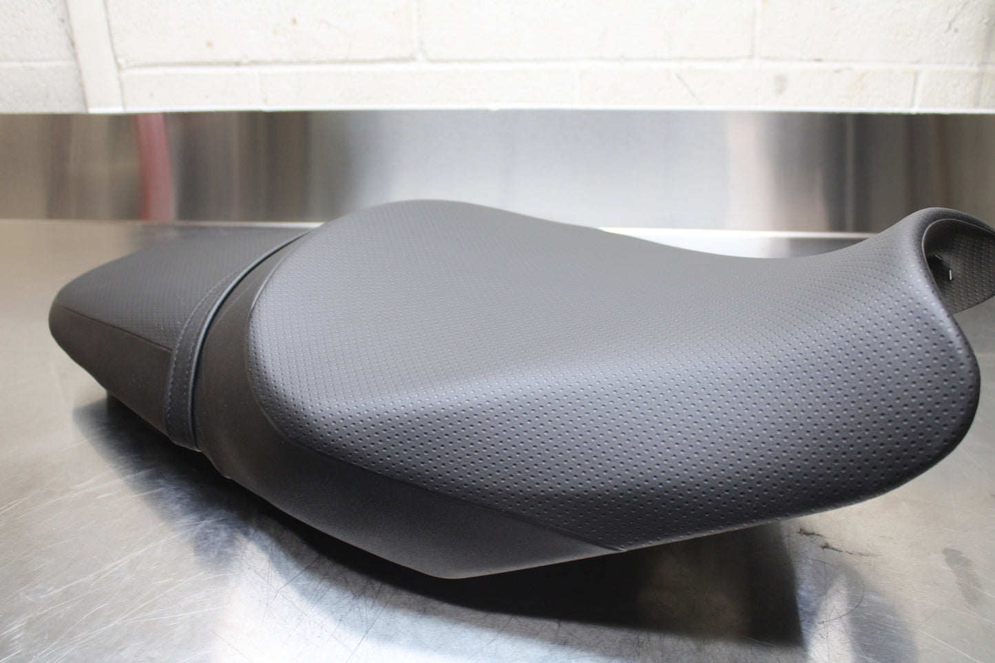 23-24 KAWASAKI NINJA ZX14R NEW!! FRONT REAR SEAT SADDLE BB141