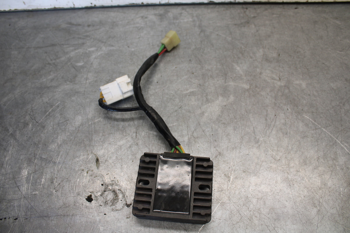 05-06 HONDA CBR600RR RECTIFIER VOLTAGE REGULATOR 31600-MEE-872 BB655