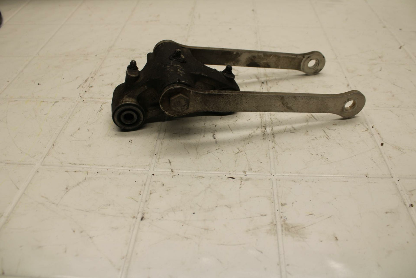 03-04 KAWASAKI NINJA ZX6R 636 REAR DOGBONE SHOCK LINKAGE LINK BB06