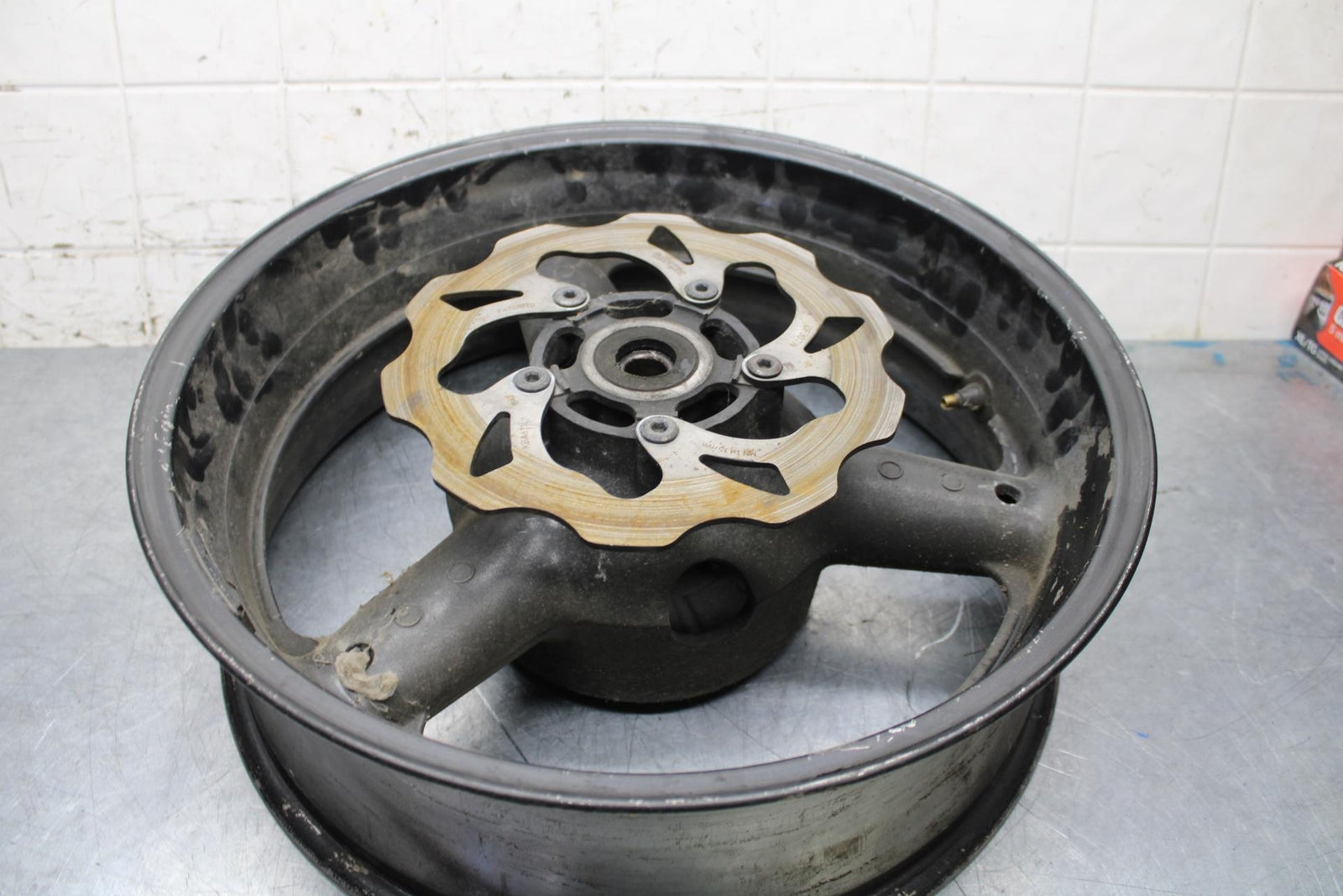 1997 Suzuki Bandit 1200 GSF1200S REAR ROTOR AND REAR WHEEL BRAKE DISC BB559