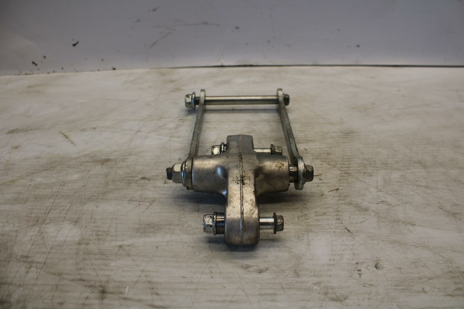 07-12 SUZUKI BANDIT 650F REAR DOGBONE SHOCK LINKAGE LINK BB280
