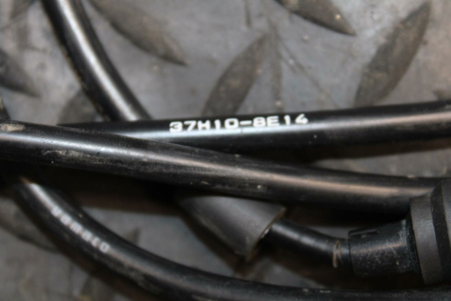 08-09 SUZUKI GSXR750 THROTTLE CABLES LINES 58300-37H00 58300-37H10 BB208