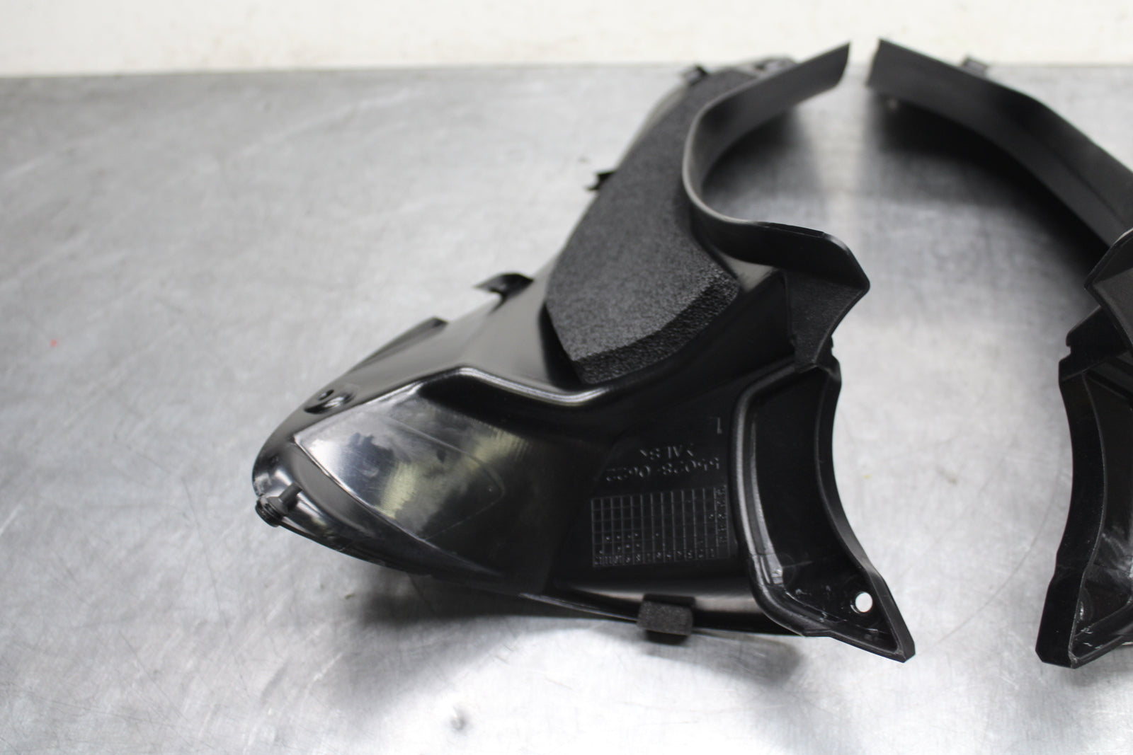 12-25 KAWASAKI NINJA ZX14R RIGHT LEFT FRONT DUCT COVERS PANELS COWLS BB757