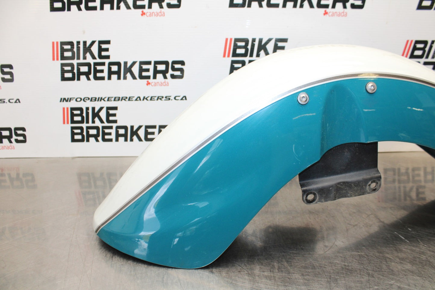 08 KAWASAKI VULCAN 900 FRONT WHEEL FENDER BB184