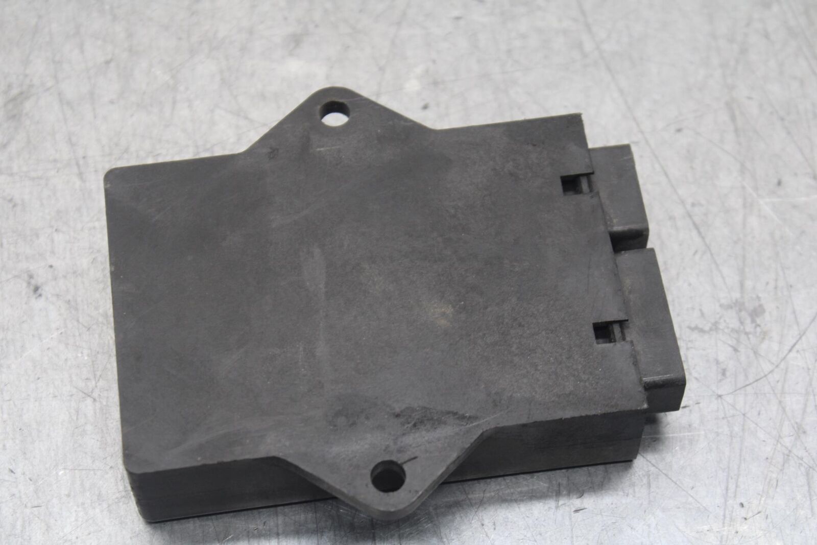 1988 Yamaha FZ600 ECU COMPUTER CONTROLLER UNIT BLACK BOX ECM CDI  BB601