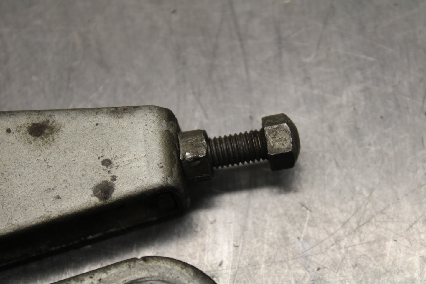 78 SUZUKI GS550E SWINGARM CHAIN TENSIONER ADJUSTMENT BRACKETS  BB133