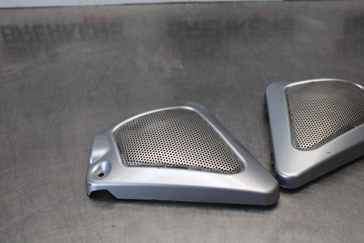 09-17 HARLEY-DAVIDSON V-ROD FRAME COVER COWL SET PAIR BB886