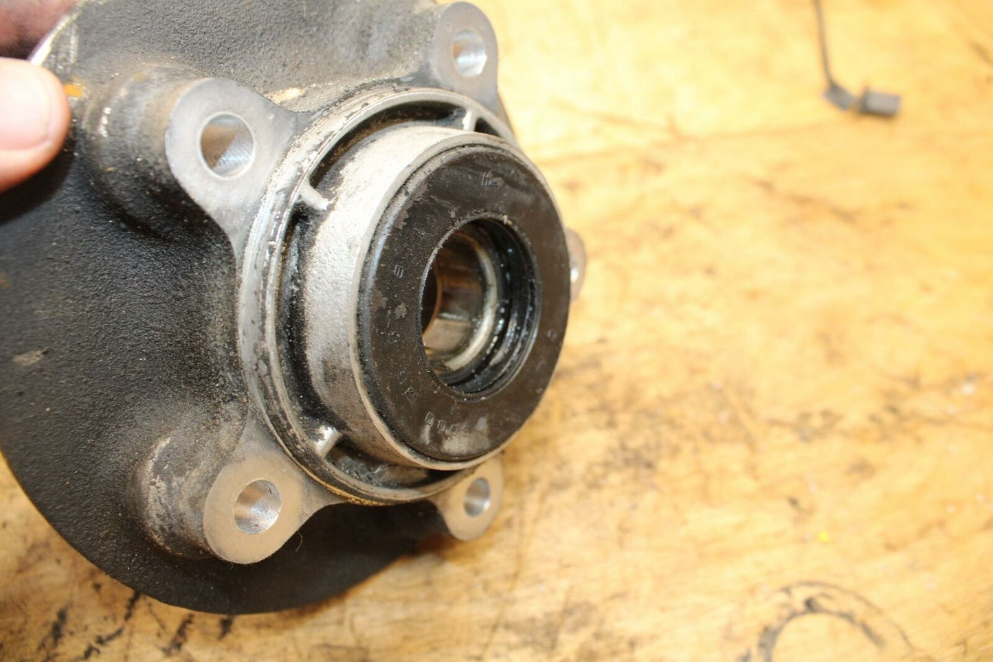 04-09 SUZUKI GS500F REAR HUB BB335