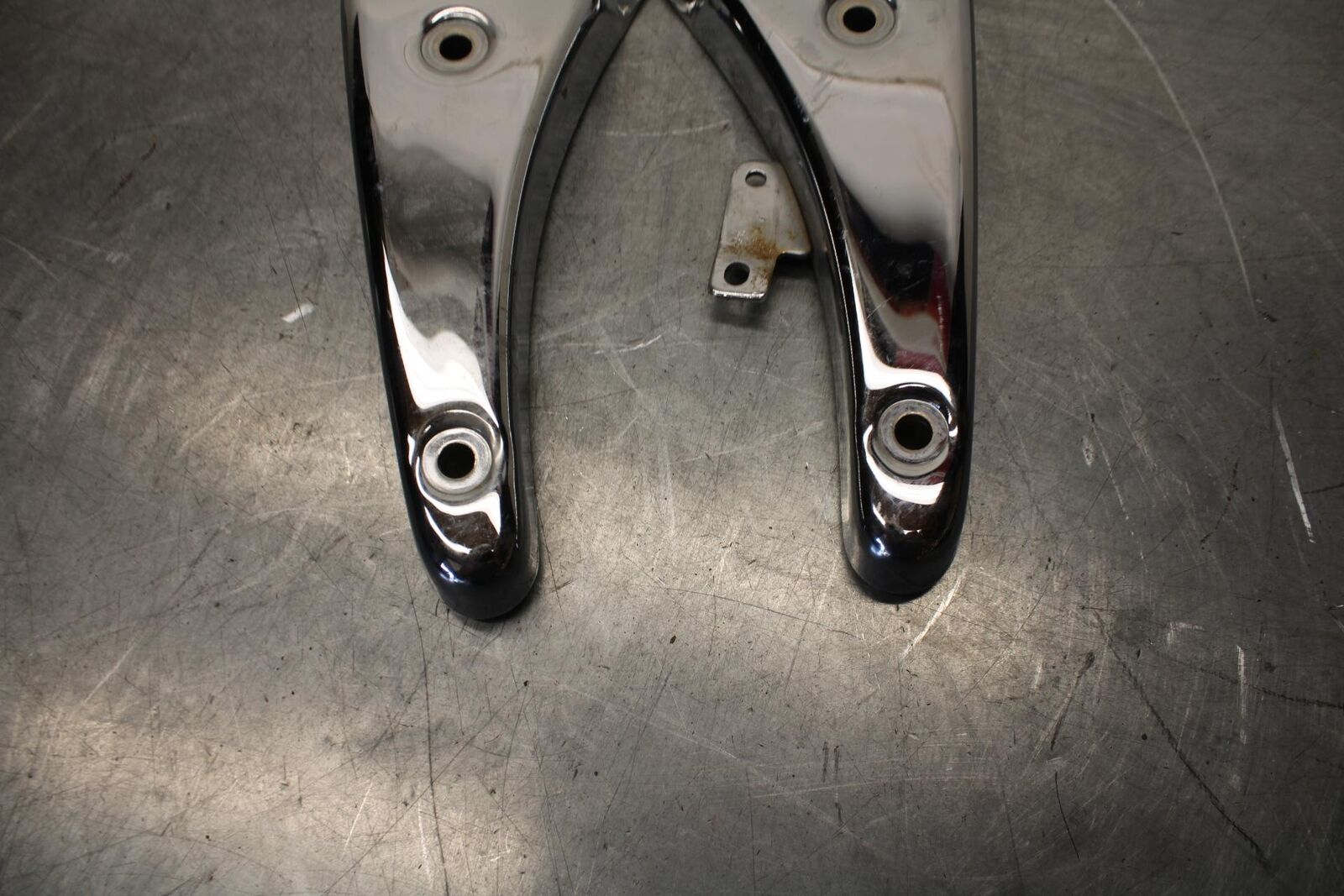01-02 HONDA SHADOW SPIRIT 750 SUBFRAME FENDER SUPPORT FRAME COVER BB632
