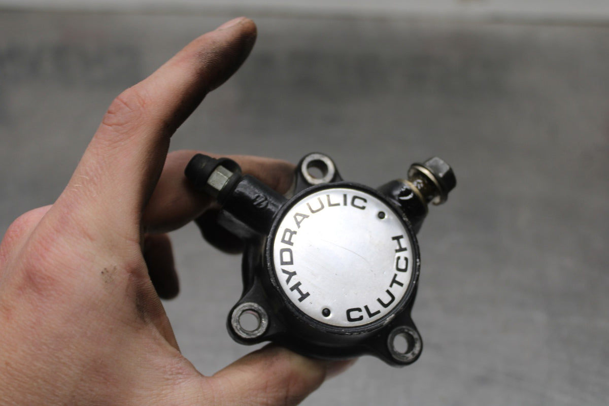 84 HONDA INTERCEPTOR 1000 VF1000F CLUTCH SLAVE PISTON CYLINDER BB878