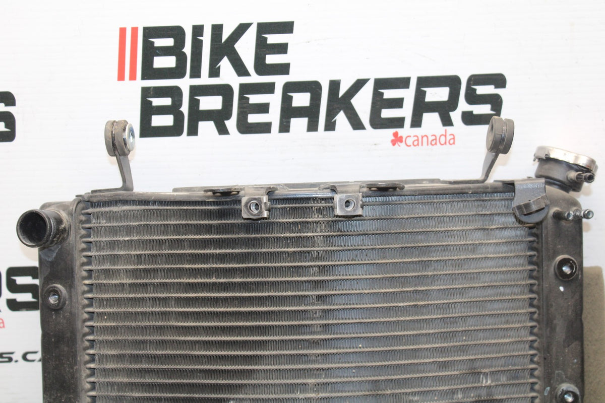 05 YAMAHA YZF R6 ENGINE RADIATOR MOTOR COOLER COOLING RADIATER BB814