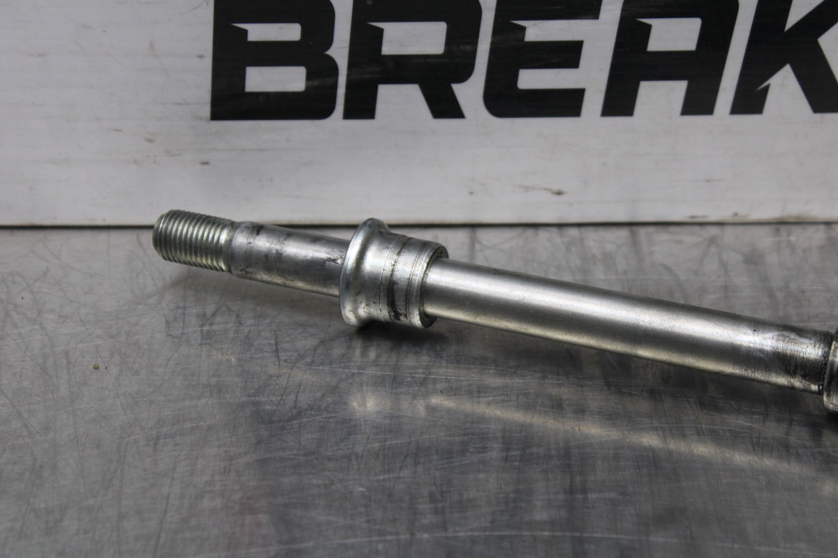 15 SUZUKI GW250F FRONT WHEEL RIM AXLE PIVOT BOLT BB789