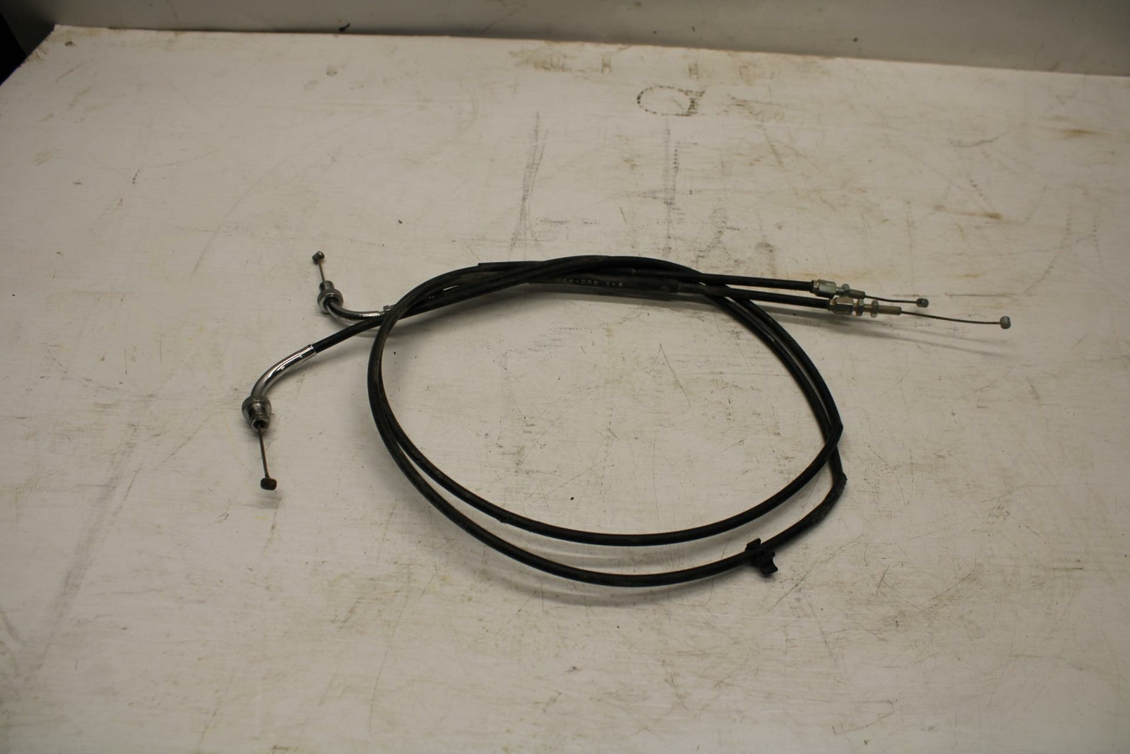 05-07 HONDA VTX1800F2 THROTTLE CABLES LINES BB351