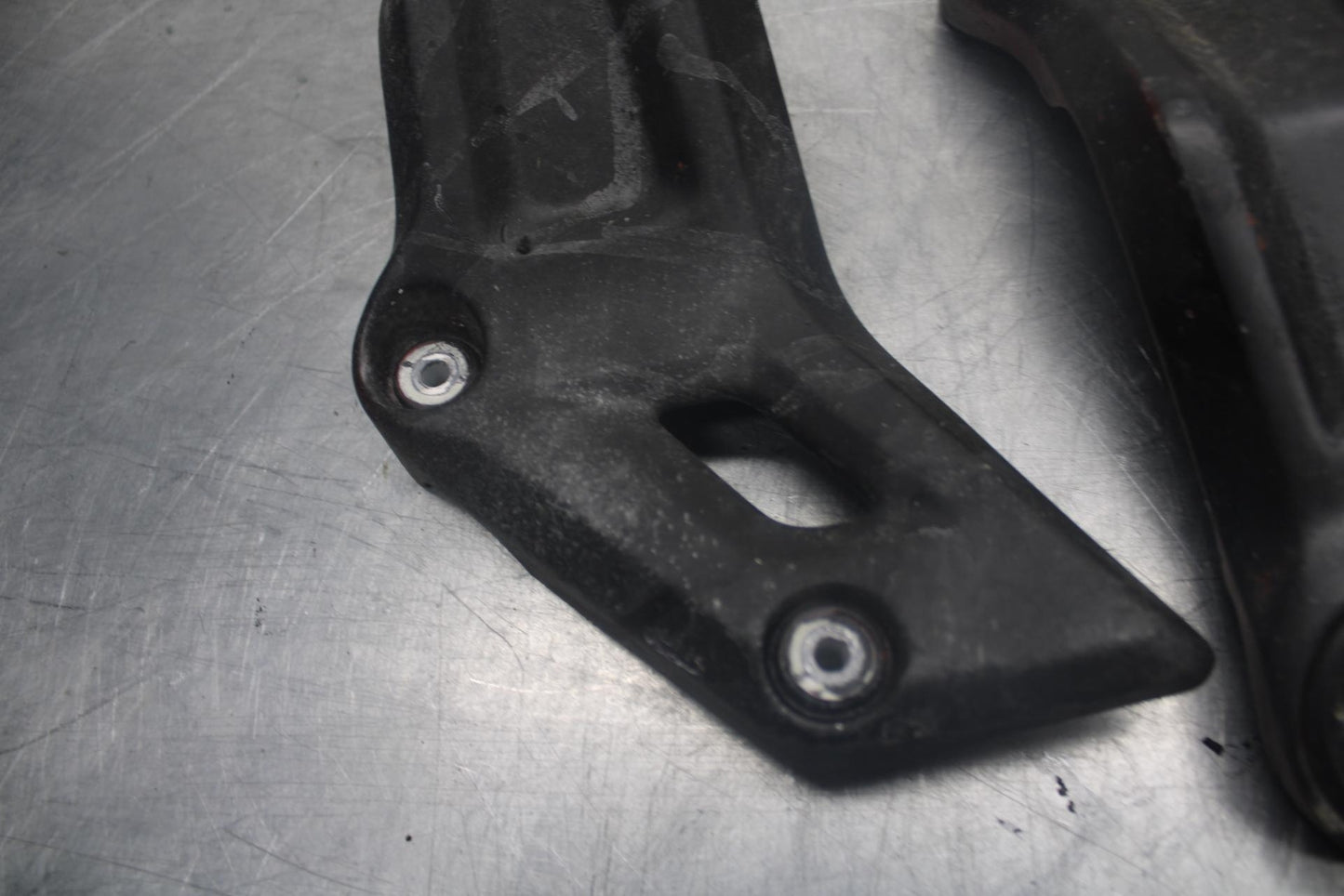 18-20 YAMAHA MT-07  MT-07 ABS RIGHT LEFT FRAME MID SIDE COVERS COWLS BB457