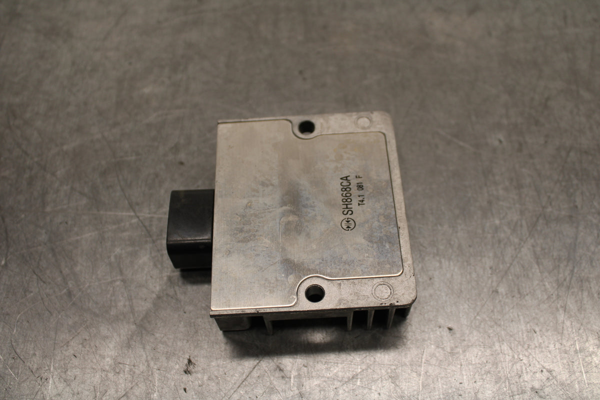24 KAWASAKI NINJA 500 ABS RECTIFIER VOLTAGE REGULATOR BB730