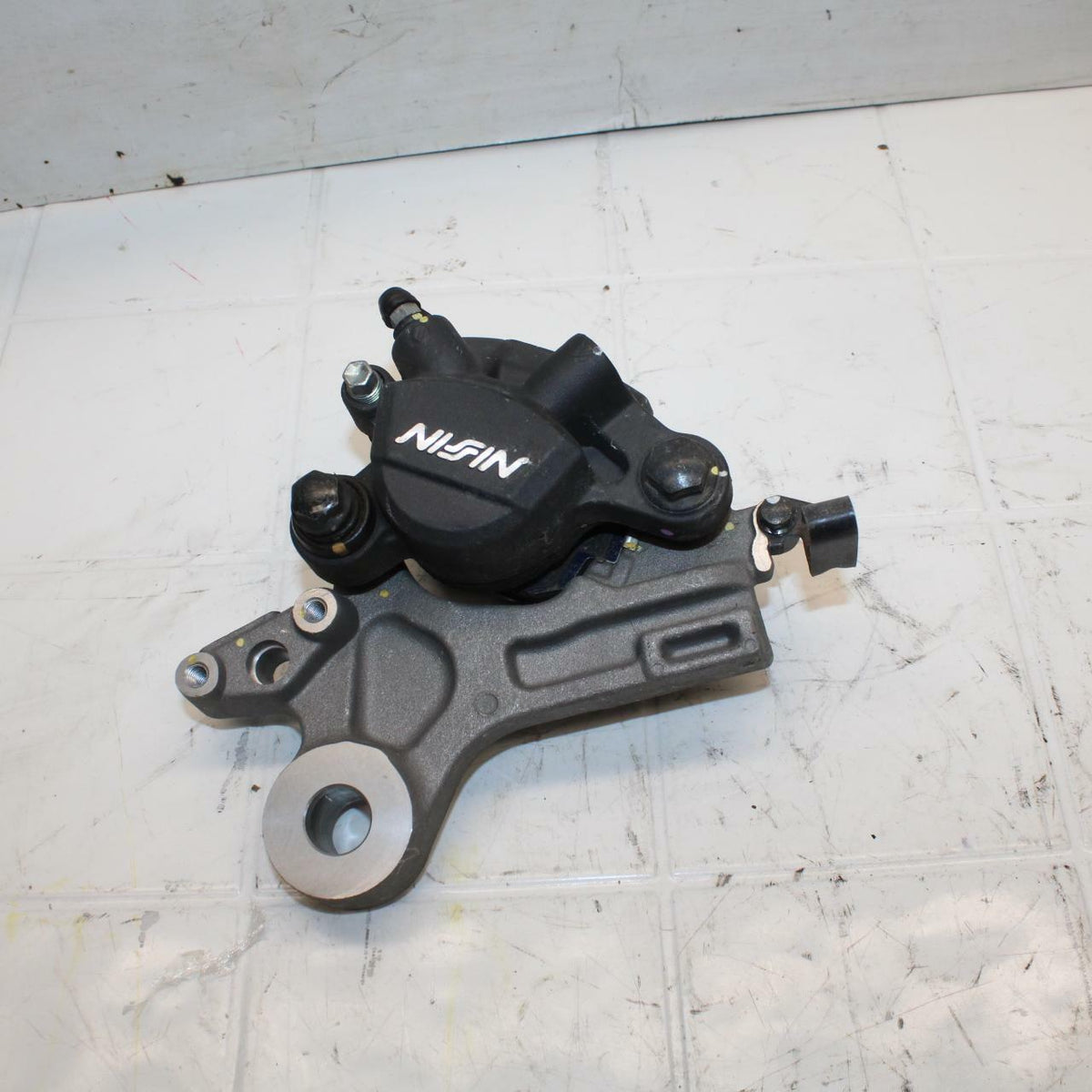 15-16 HONDA CB300F REAR BACK BRAKE CALIPER W MOUNT BRACKET ABS BB05