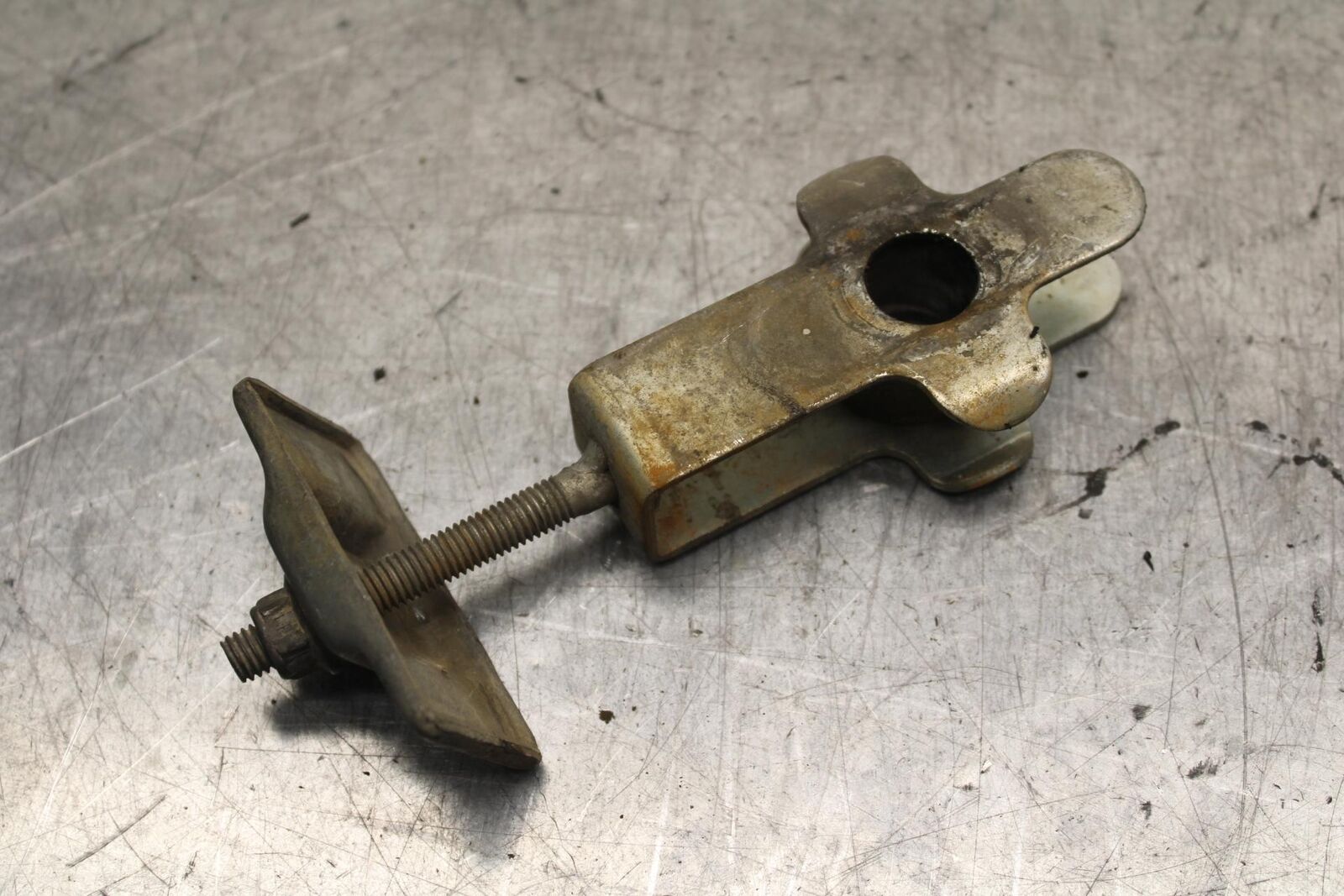 1988 Suzuki Katana 600 GSX600F SWINGARM CHAIN TENSIONER ADJUSTMENT  BB94