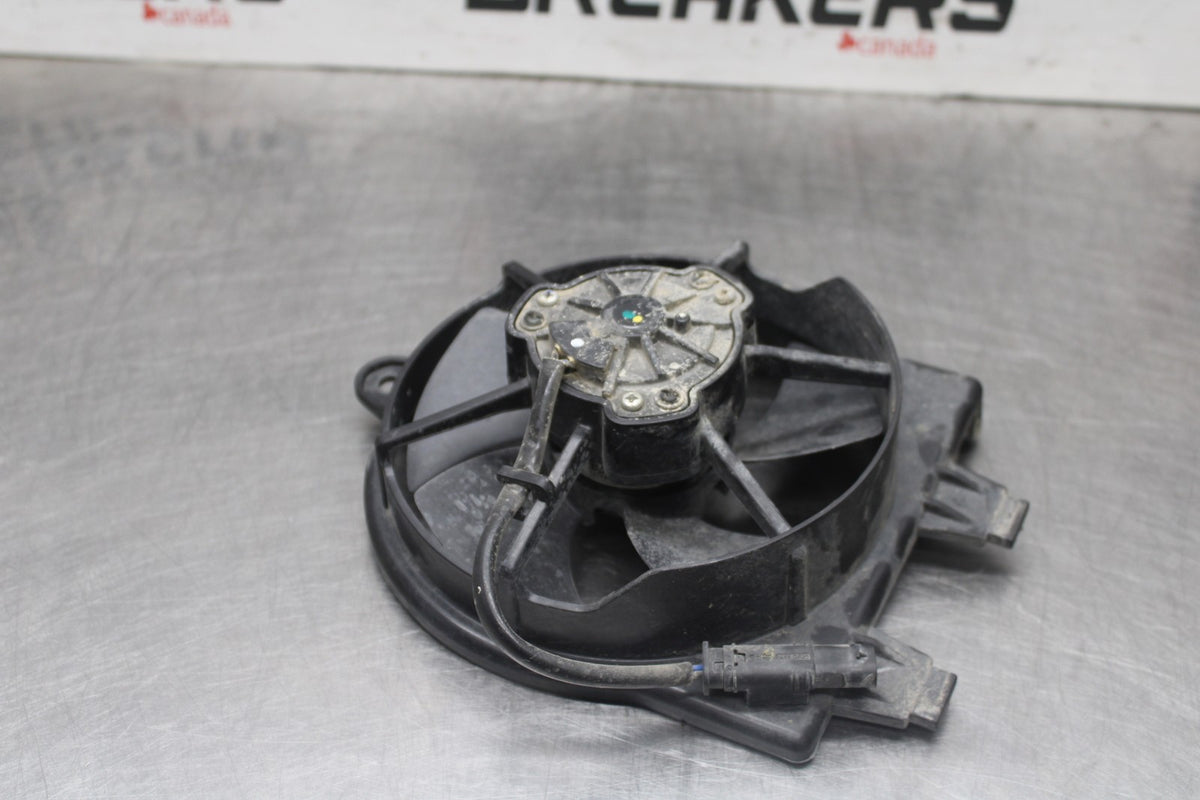 19 BMW F750GS ENGINE RADIATOR COOLING FAN BB938