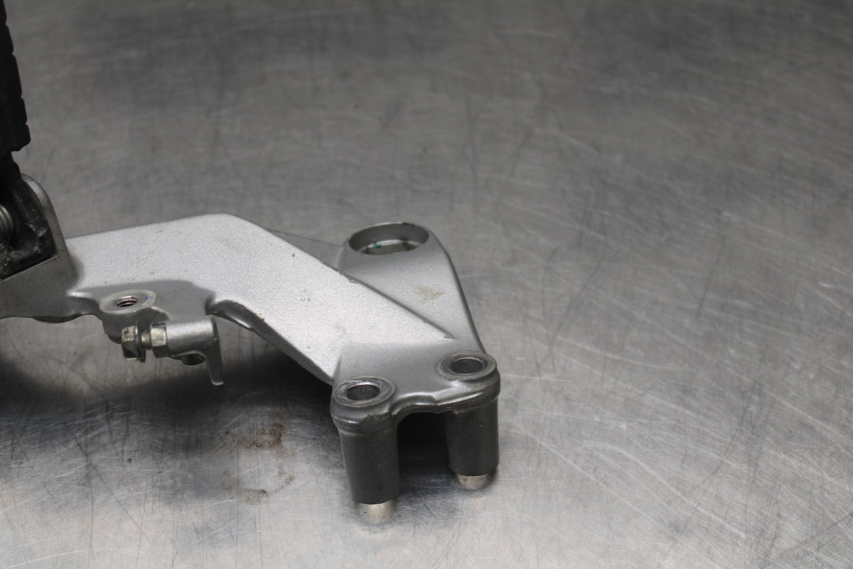 13-16 KTM 390 DUKE RIGHT REARSET REAR SET DRIVER FOOT PEG REST STOP BB815