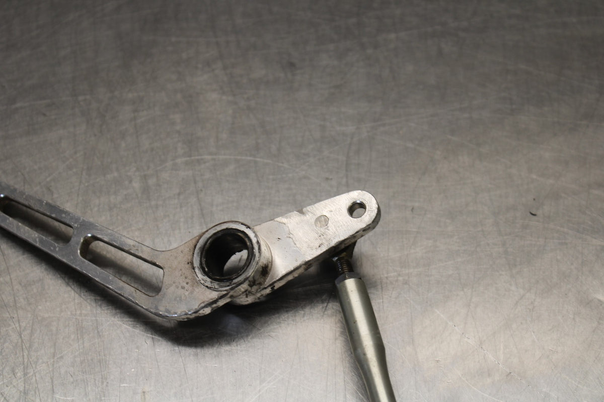 03 YAMAHA YZF R1 SHIFTER LINKAGE SHIFT LINK PEDAL BB895