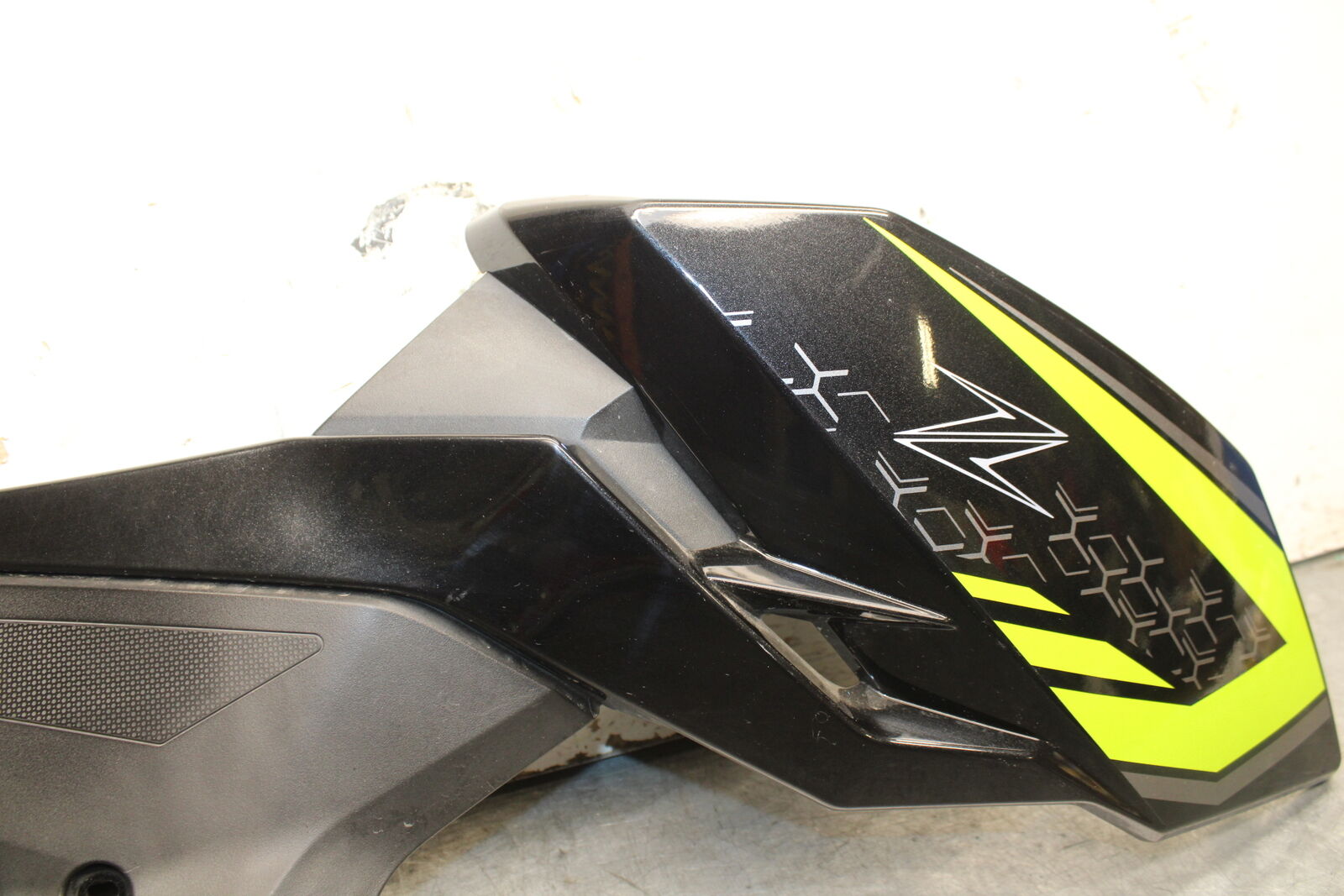 19-22 KAWASAKI Z400 RIGHT LOWER MID UPPER SIDE FAIRING COWL  BB738