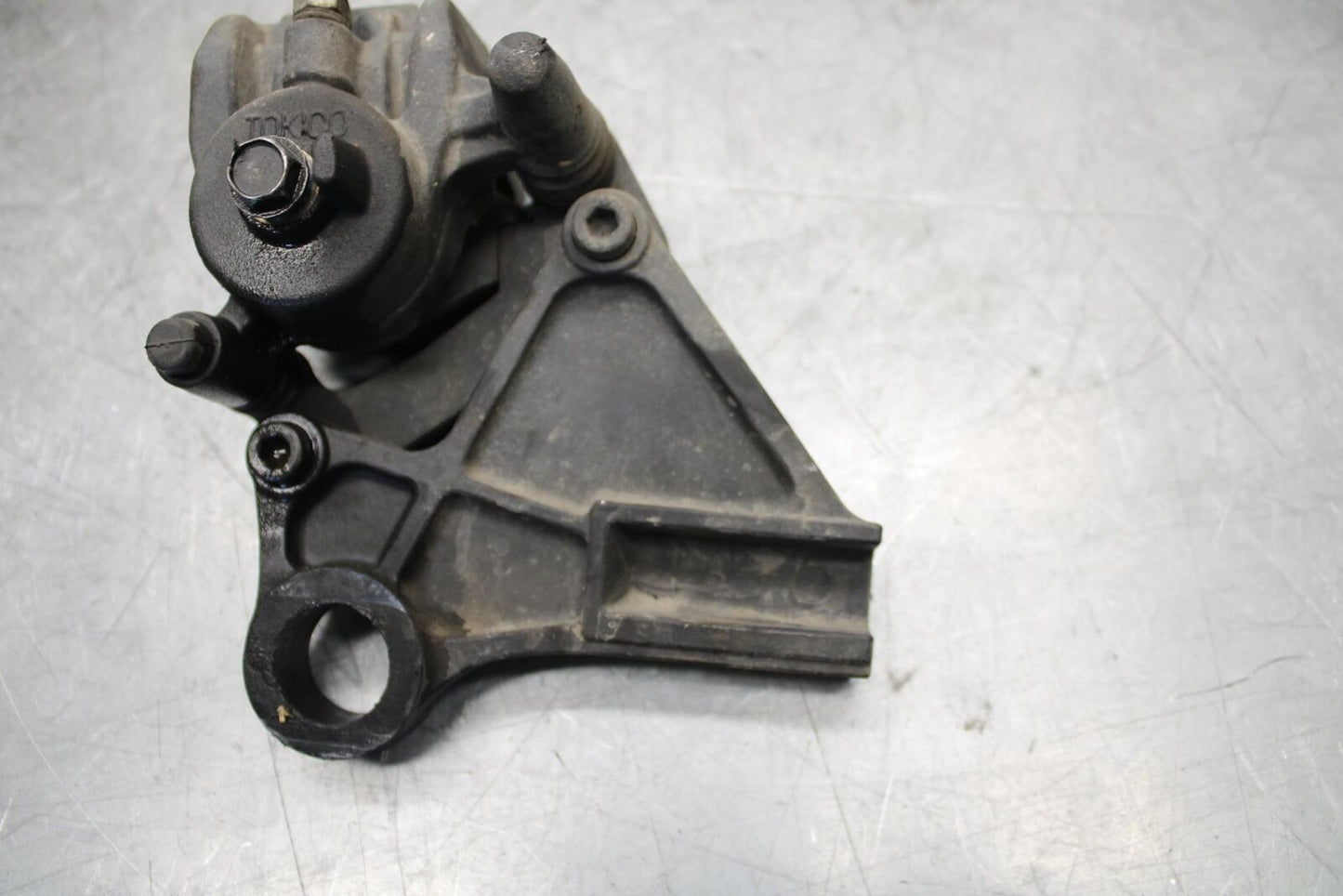 2012 Kawasaki Ninja ZX6R ZX600R REAR BACK BRAKE CALIPER W MOUNT BRACKET BB529