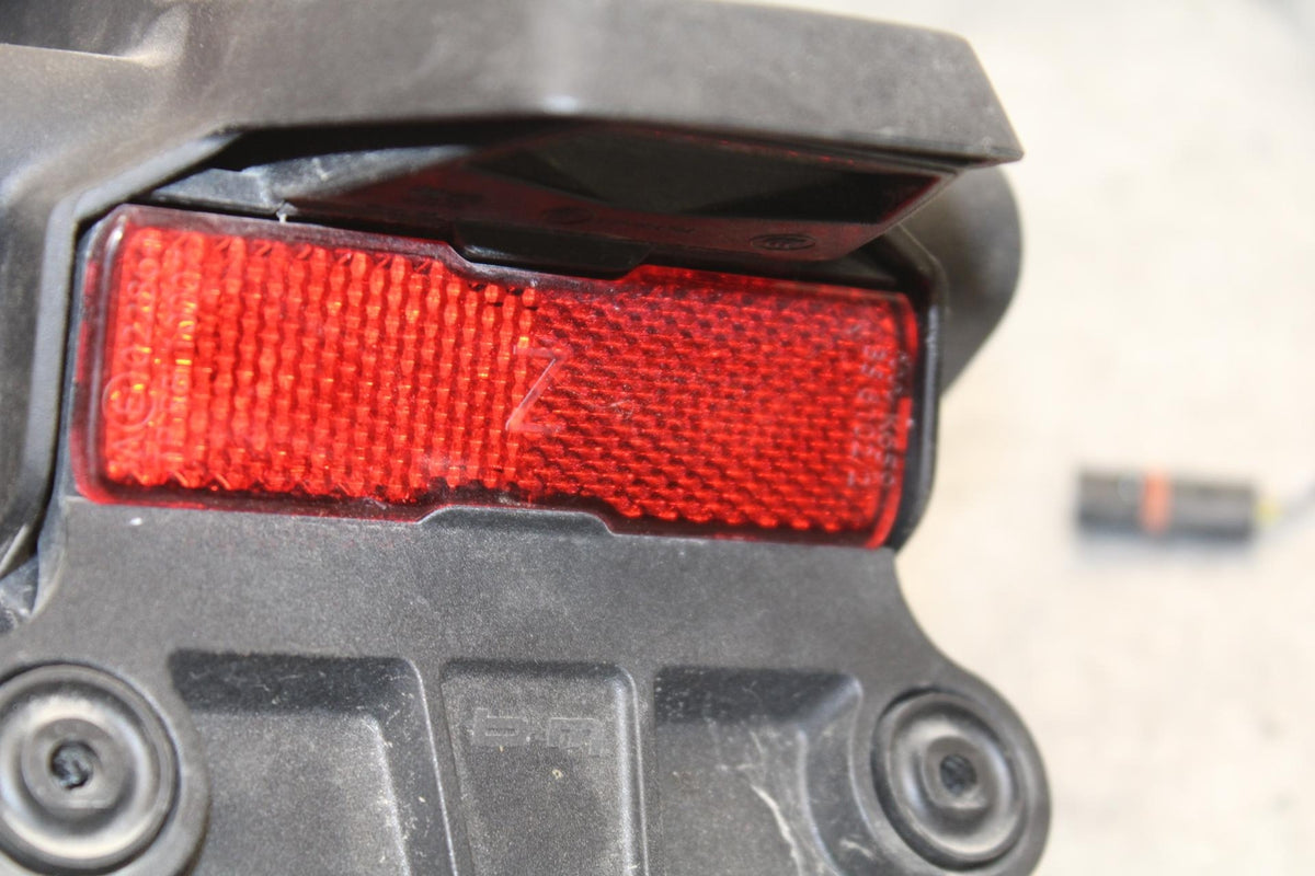 21-23 BMW BMW M1000RR REAR BACK TAIL LIGHT MOUNT BRACKET BB623
