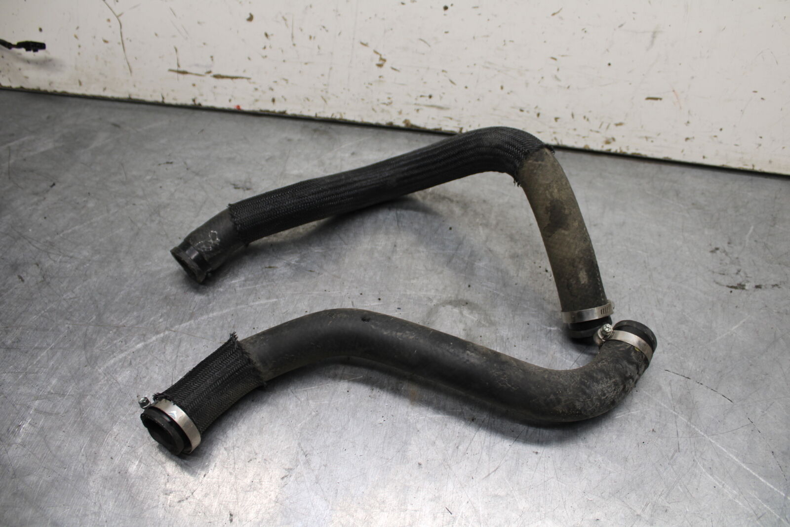 11-24 SUZUKI GSXR750 RADIATOR HOSES ENGINE COOLANT WATER PIPES HOSE  BB714