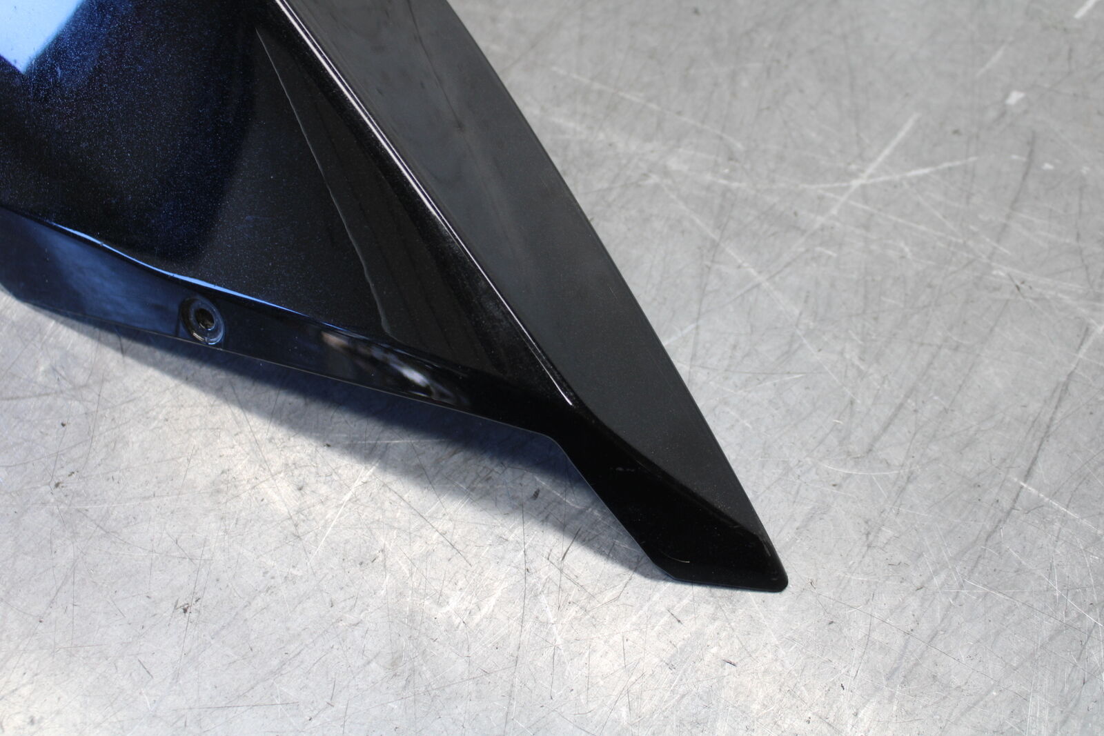 19-22 KAWASAKI Z400 LEFT REAR BACK TAIL FAIRING COWL SHROUD BB708