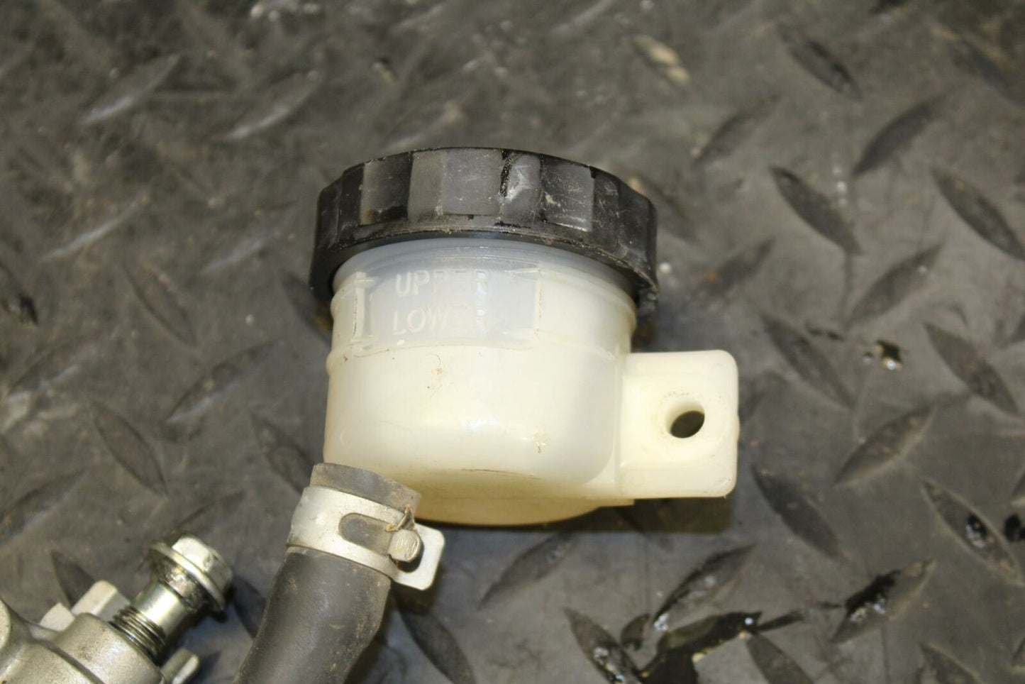 03-08 KAWASAKI VULCAN 1600 REAR BACK BRAKE MASTER CYLINDER W RESERVOIR  BB193