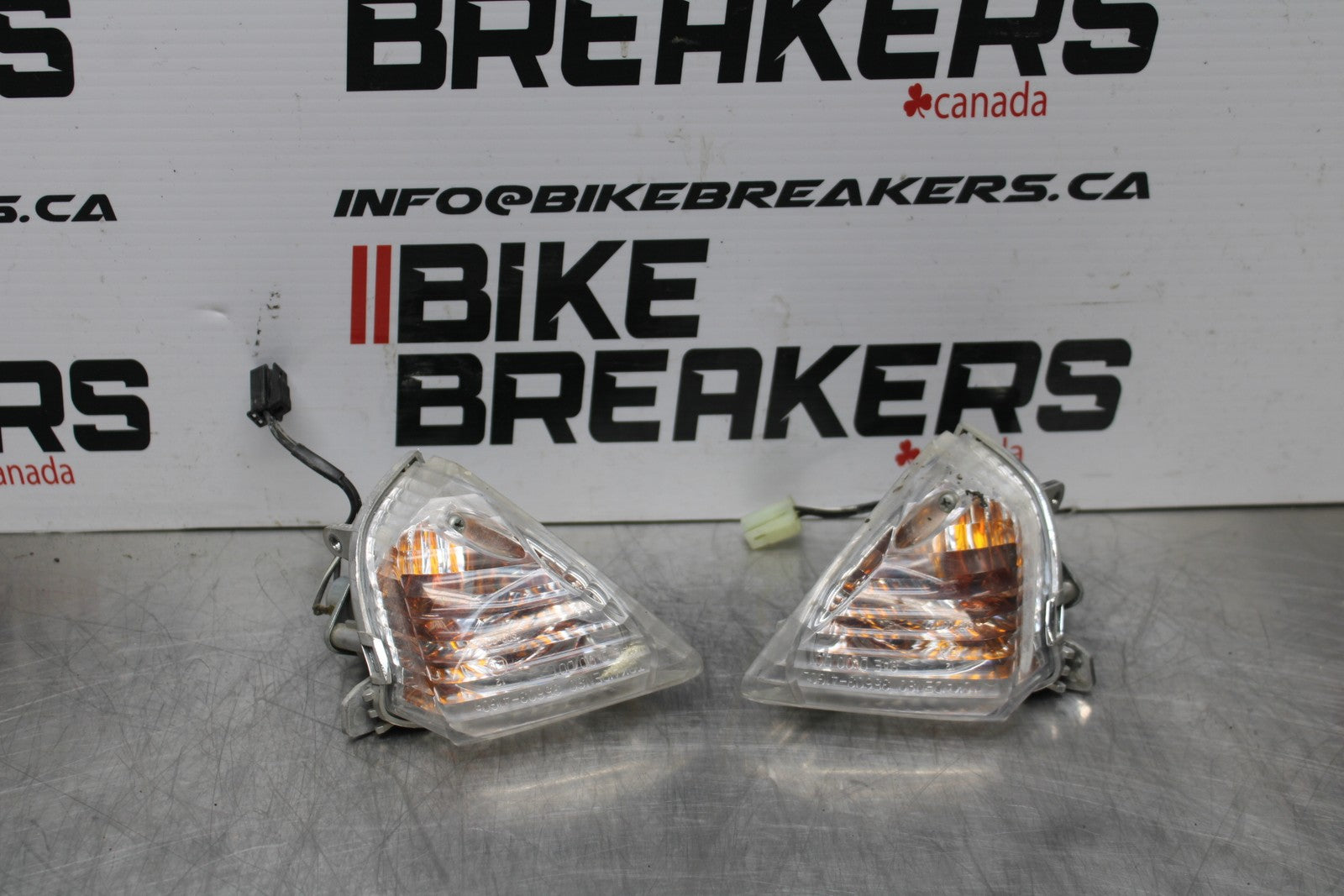 06-07 SUZUKI GSXR 600 REAR LEFT RIGHT TURN SIGNALS LIGHT INDICATORS BB178