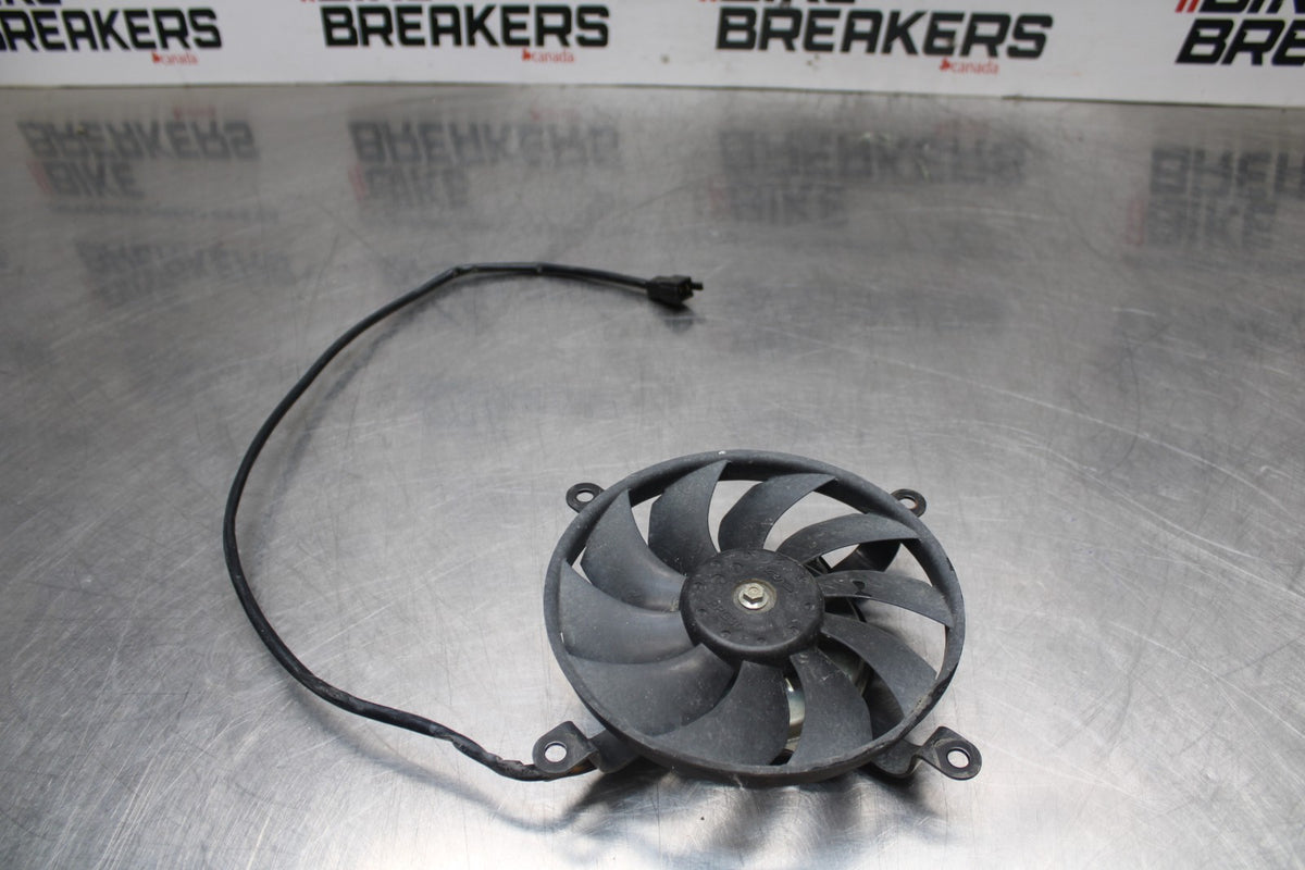 06 KAWASAKI VULCAN 900 ENGINE RADIATOR COOLING FAN BB799