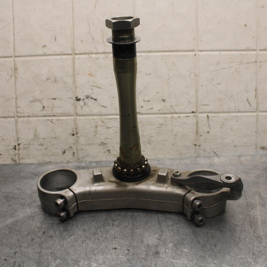 2013 Yamaha YZF R1  FORKS CLAMP LOWER TRIPLE TREE STEM 14B-23340-10-00  BB507