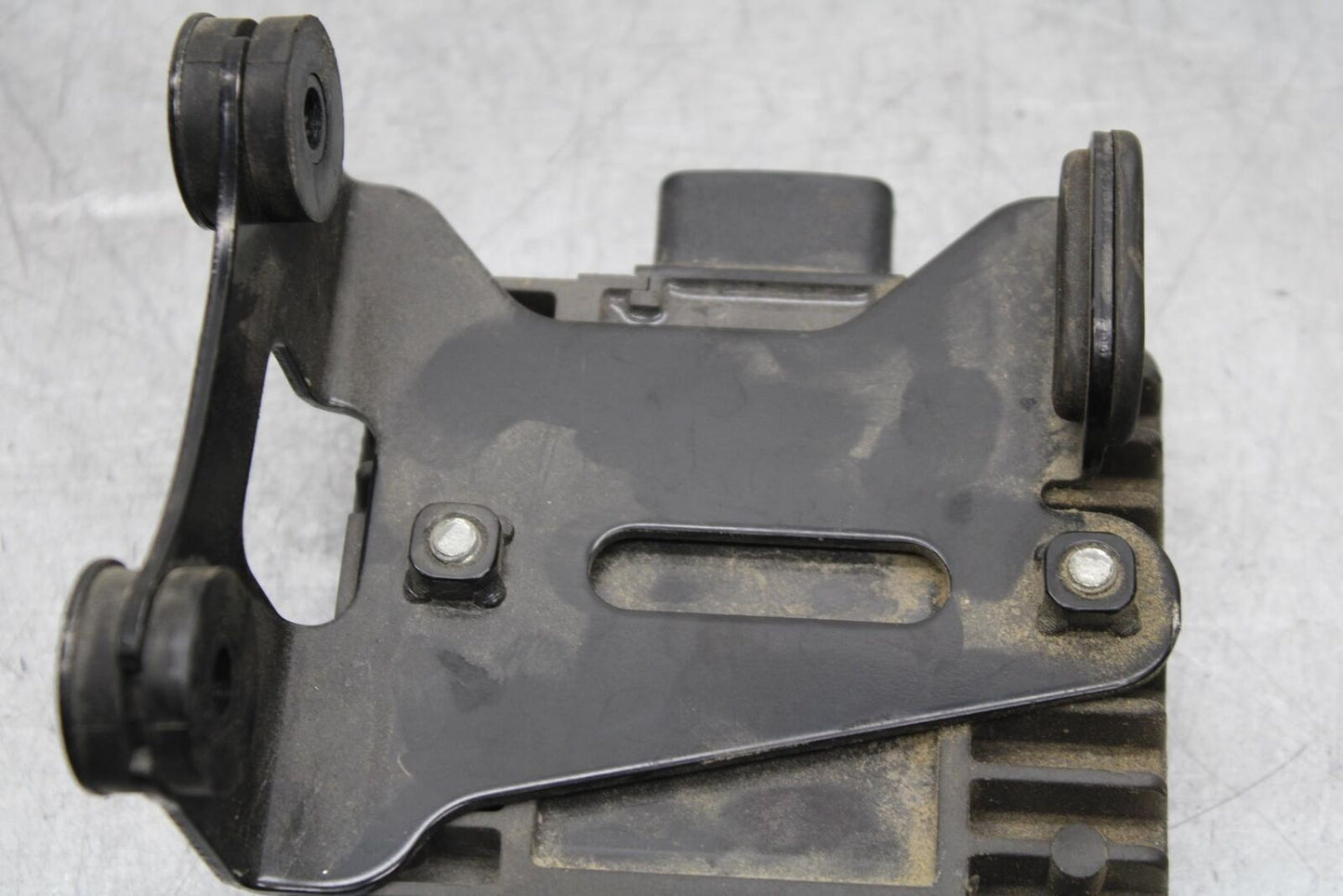 2014 Kawasaki Ninja 650 EX650E RECTIFIER VOLTAGE REGULATOR 21066-0033 BB569