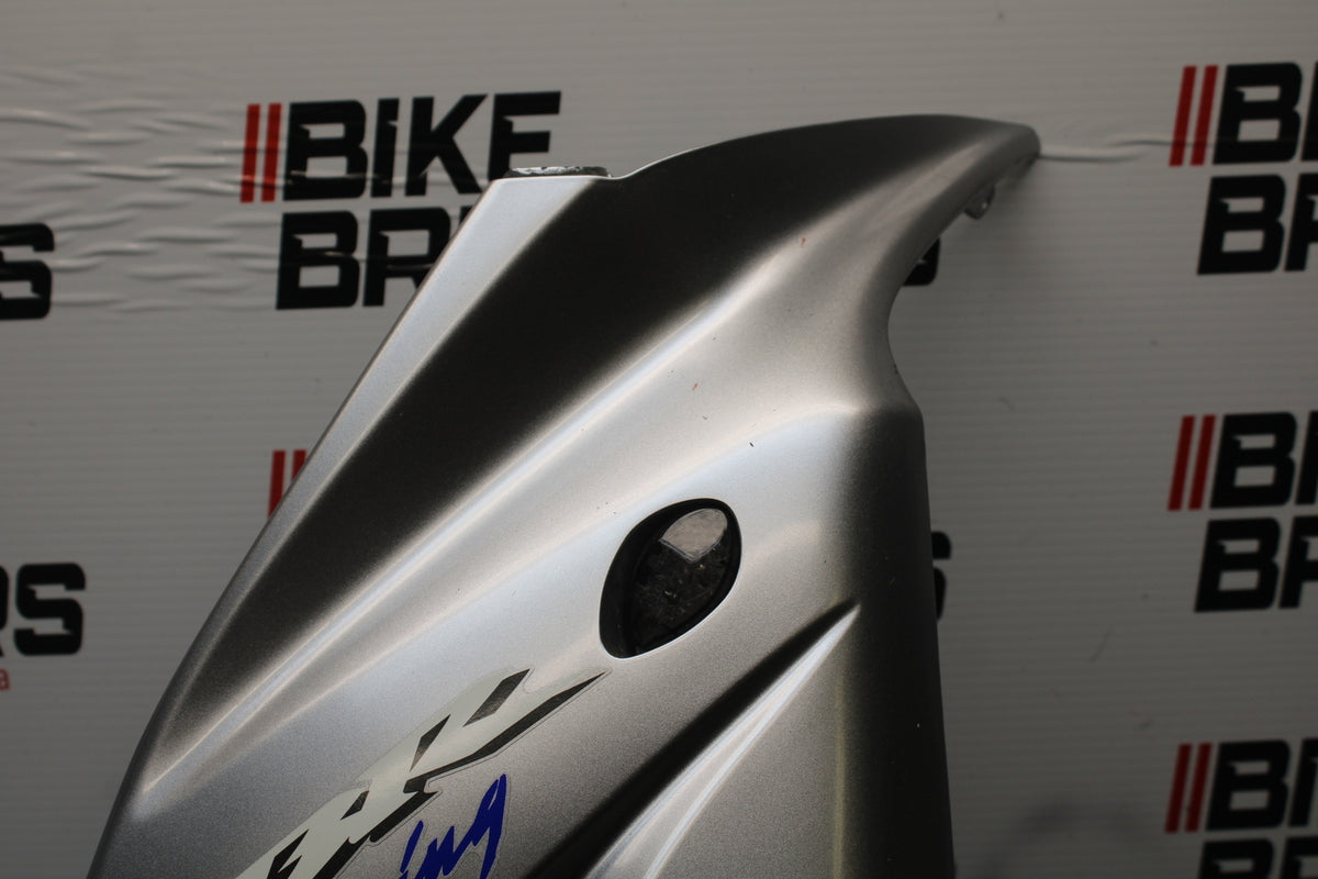 06-07 HONDA CBR1000RR RIGHT MID UPPER SIDE FAIRING COWL  BB166