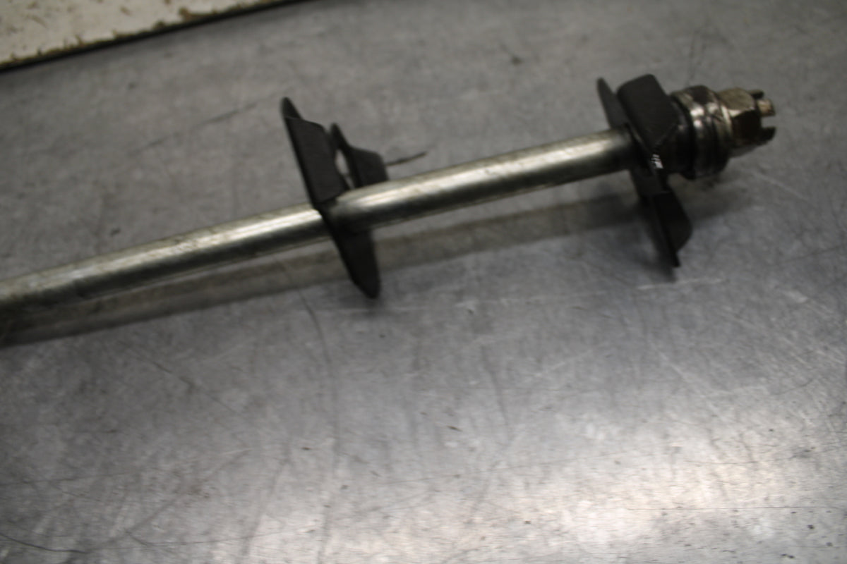 24 KAWASAKI NINJA 500 ABS REAR AXLE BACK WHEEL RIM PIVOT BOLT AXEL BB744