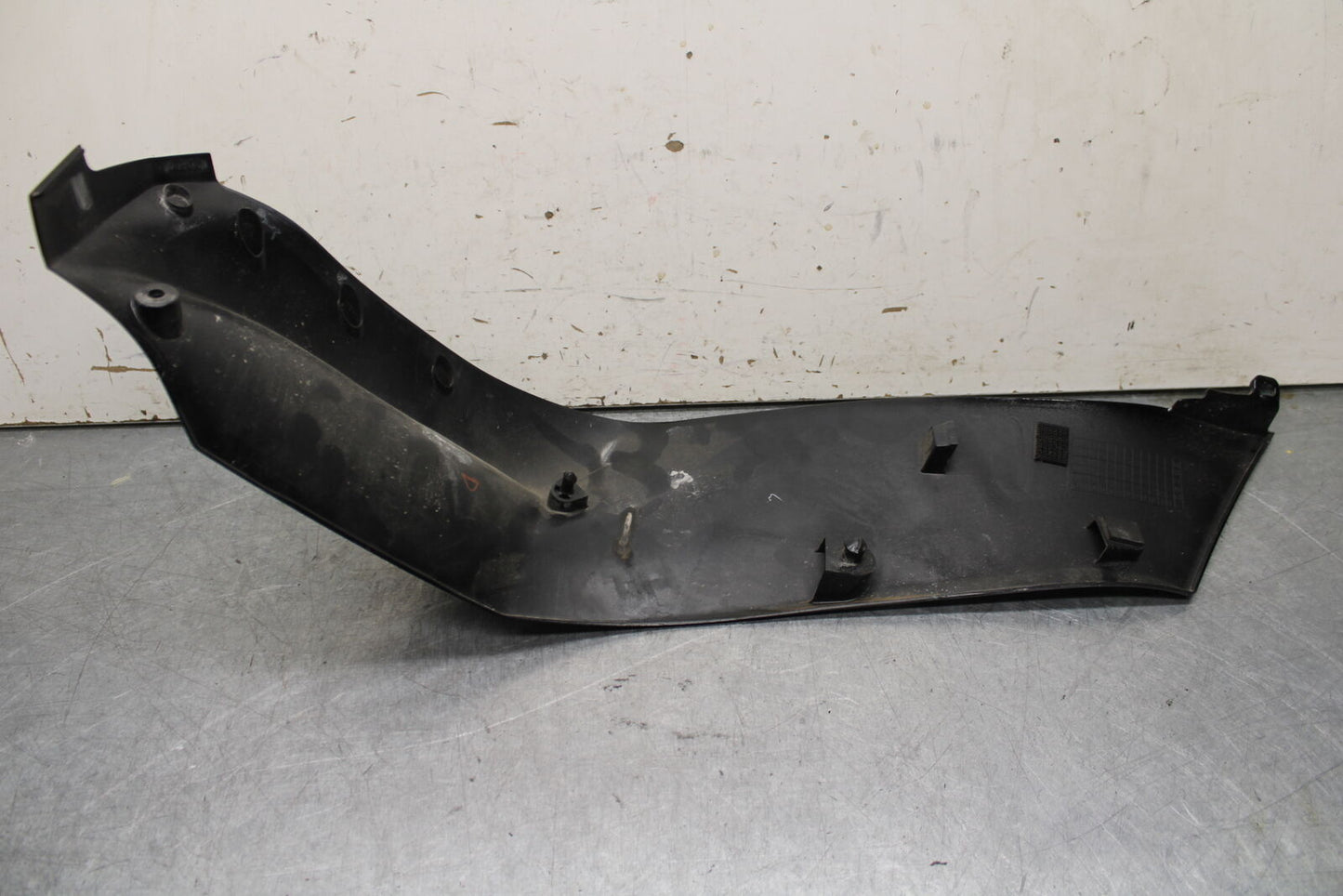 16 KAWASAKI NINJA ZX10R RIGHT FRONT SIDE SEAT PANEL TRIM COWL FAIRING BB650