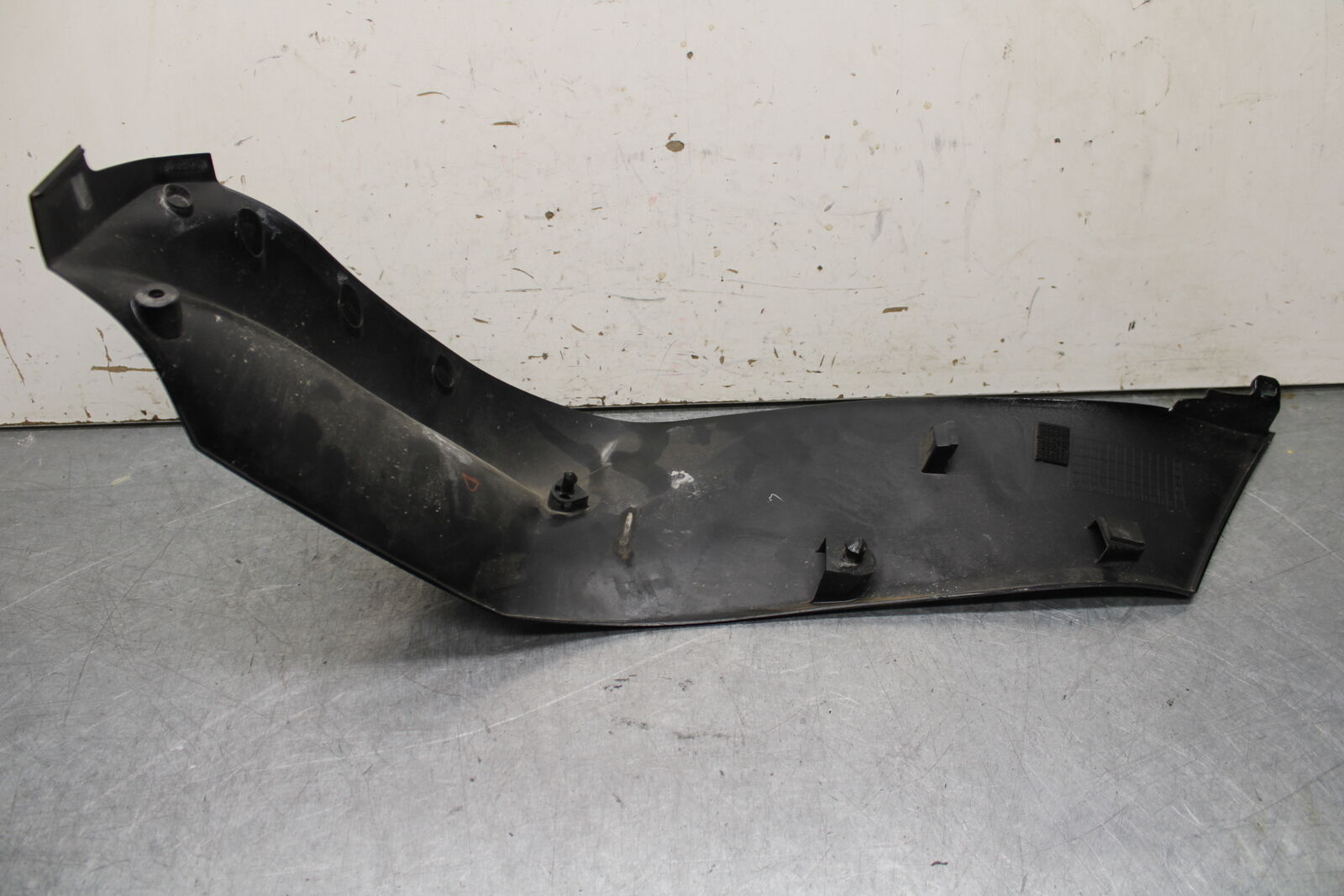 16 KAWASAKI NINJA ZX10R RIGHT FRONT SIDE SEAT PANEL TRIM COWL FAIRING BB650