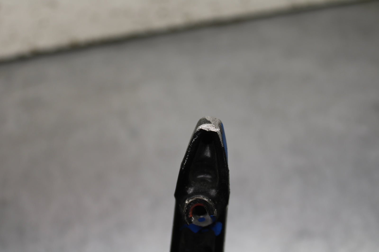 13-17 KAWASAKI NINJA ZX6R ZX636E RIGHT FRONT FOOT REST PEG STEP BB735