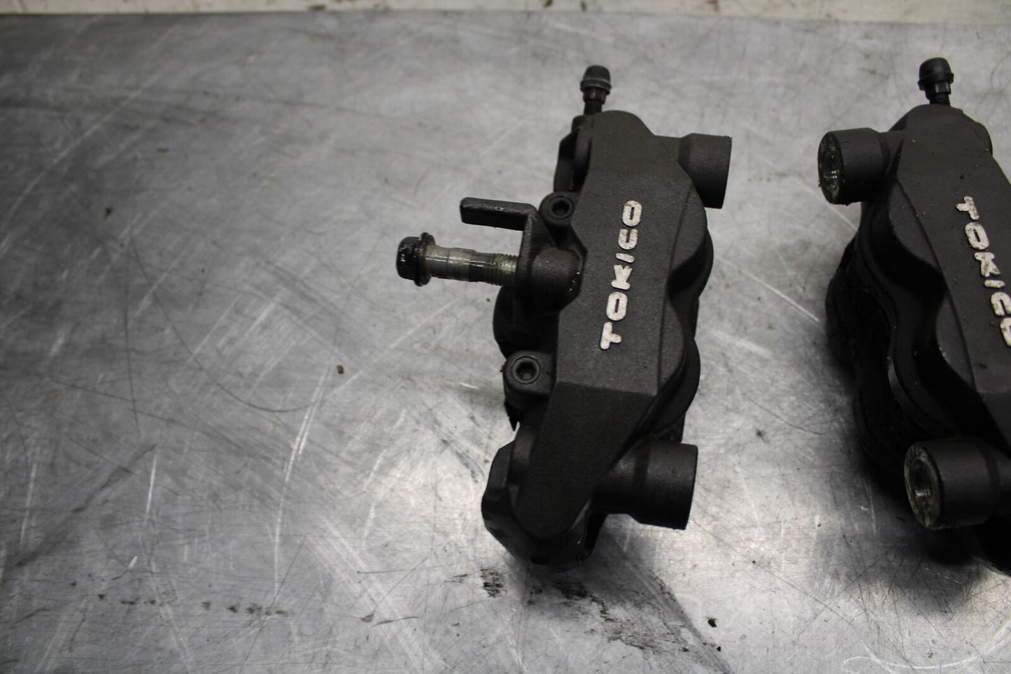 2008 Suzuki GSXR1000 RIGHT LEFT FRONT BRAKE CALIPER SET PAIR CALIPERS BB519