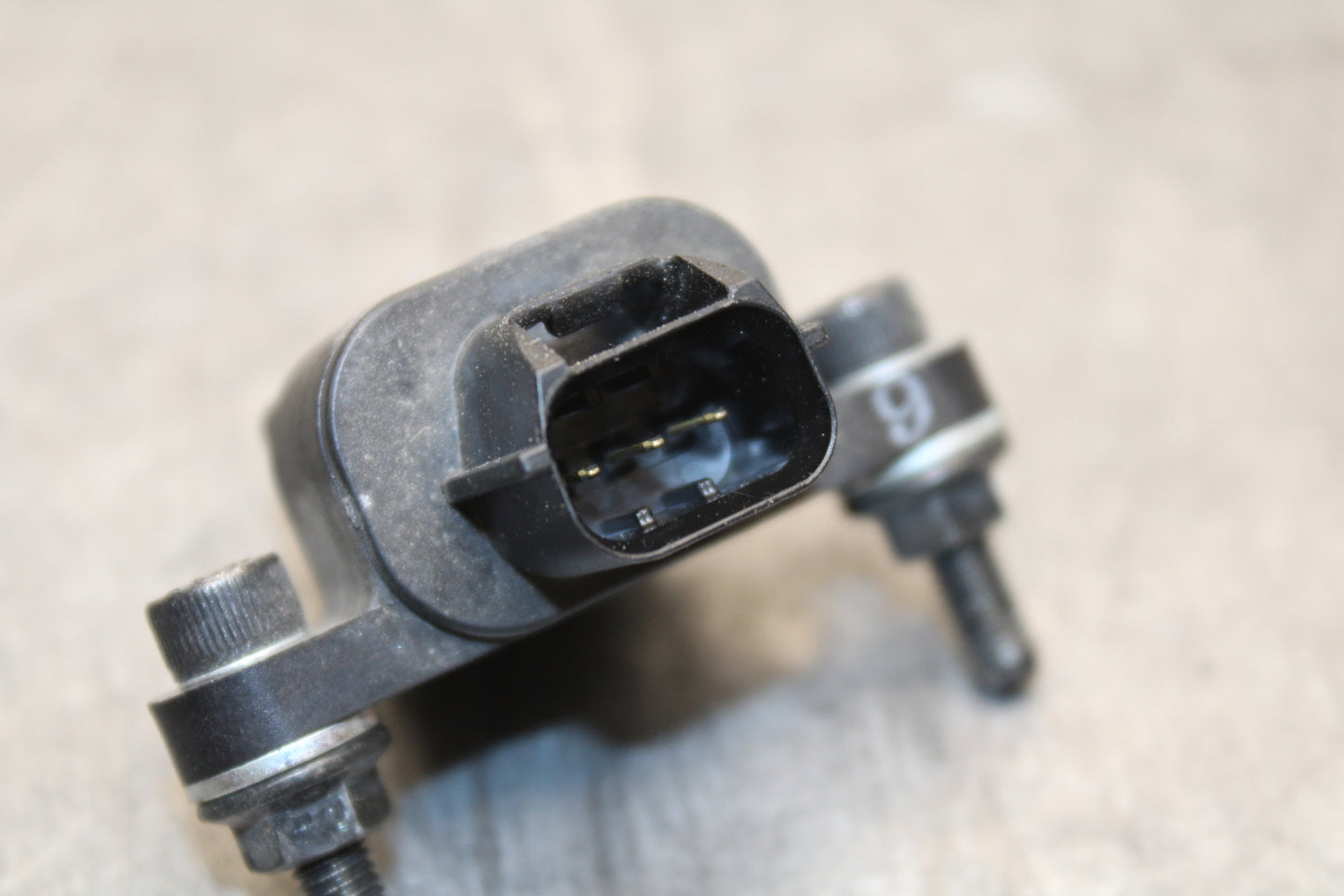 13-18 KAWASAKI NINJA ZX6R TIP OVER BANK ANGLE CRASH SENSOR  21176-0026 BB666