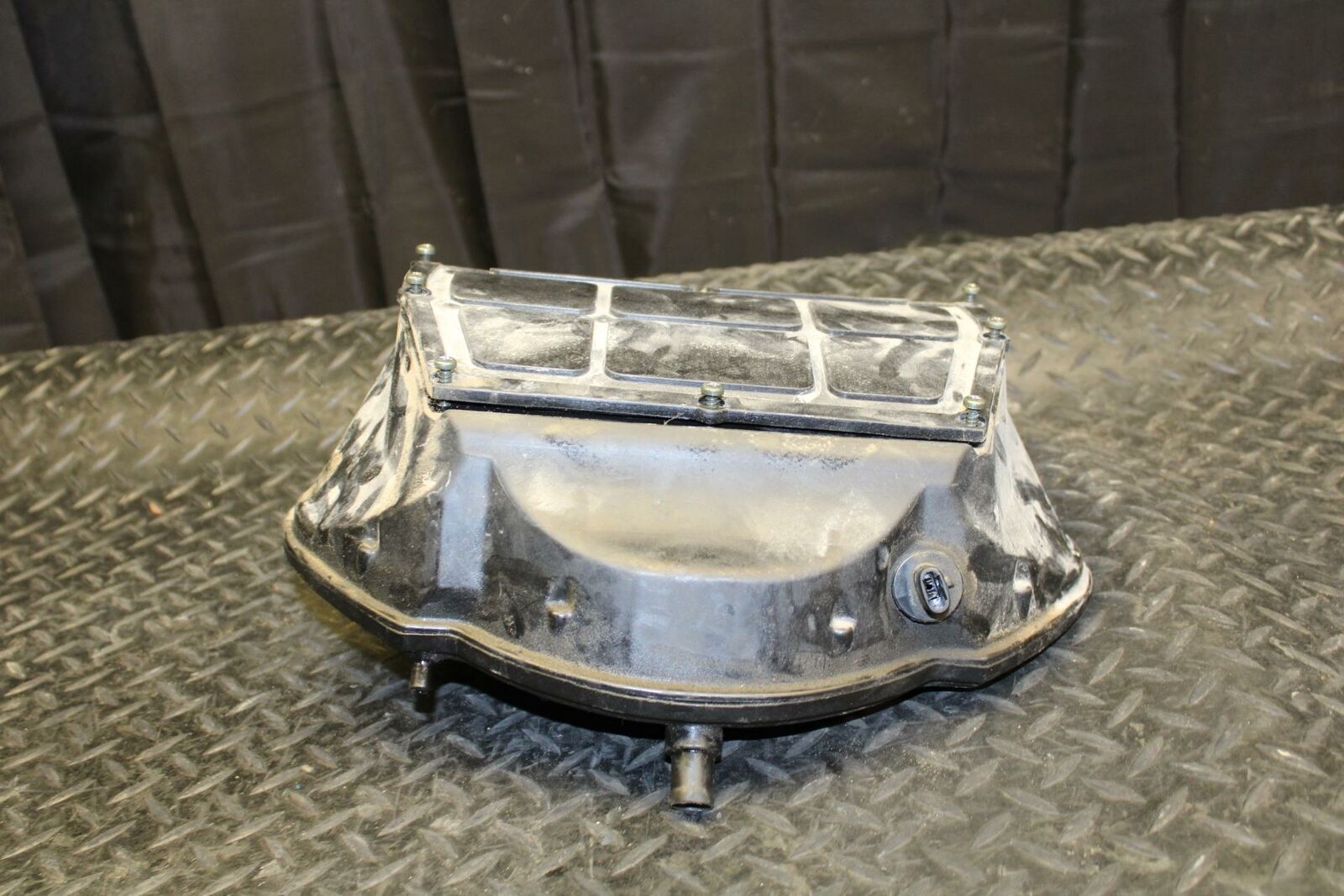 06-07 KAWASAKI NINJA ZX10R AIRBOX AIR INTAKE FILTER BOX BB186