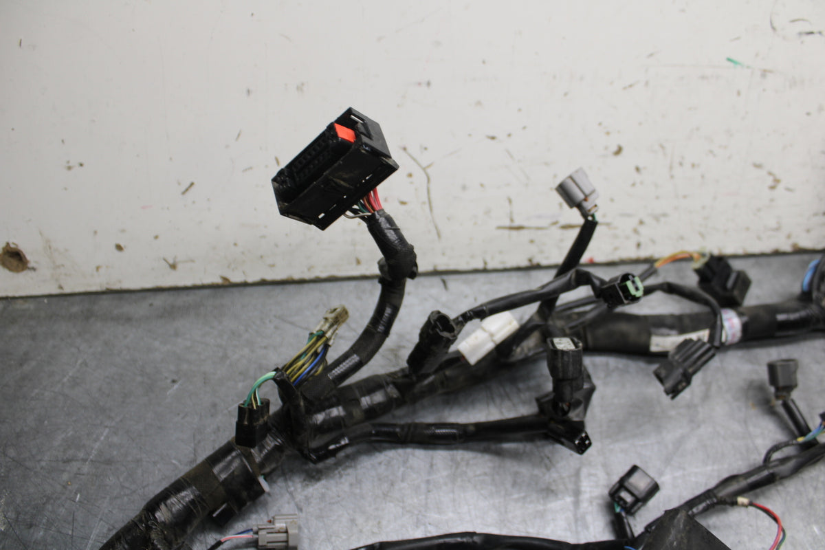 24-25 KAWASAKI NINJA ZX6R MAIN ENGINE WIRING HARNESS WIRE LOOM BB726