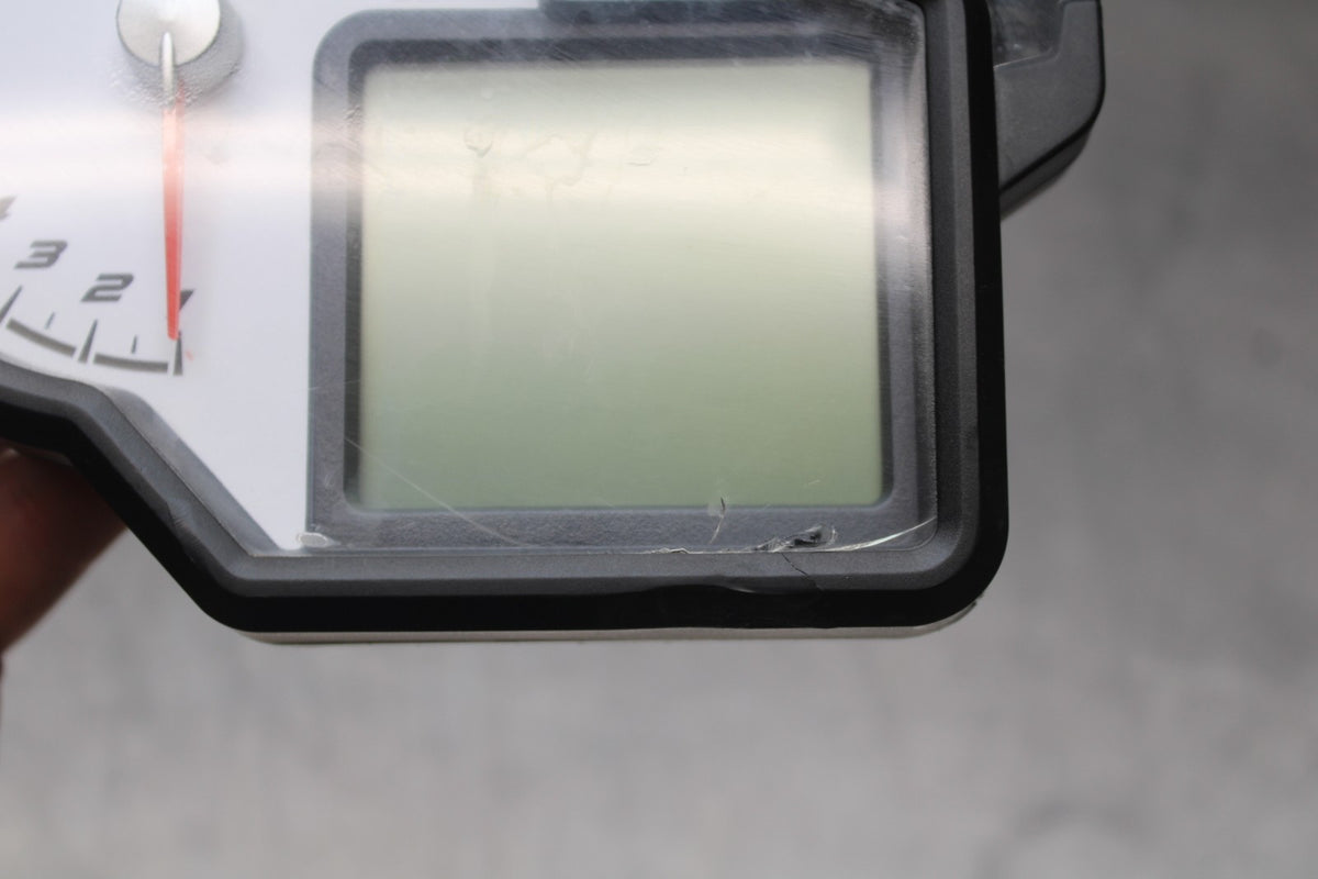 16 APRILIA TUONO V4 1100 IGNITION LOCK GAS CAP SEAT LOCK GAUGE BB905
